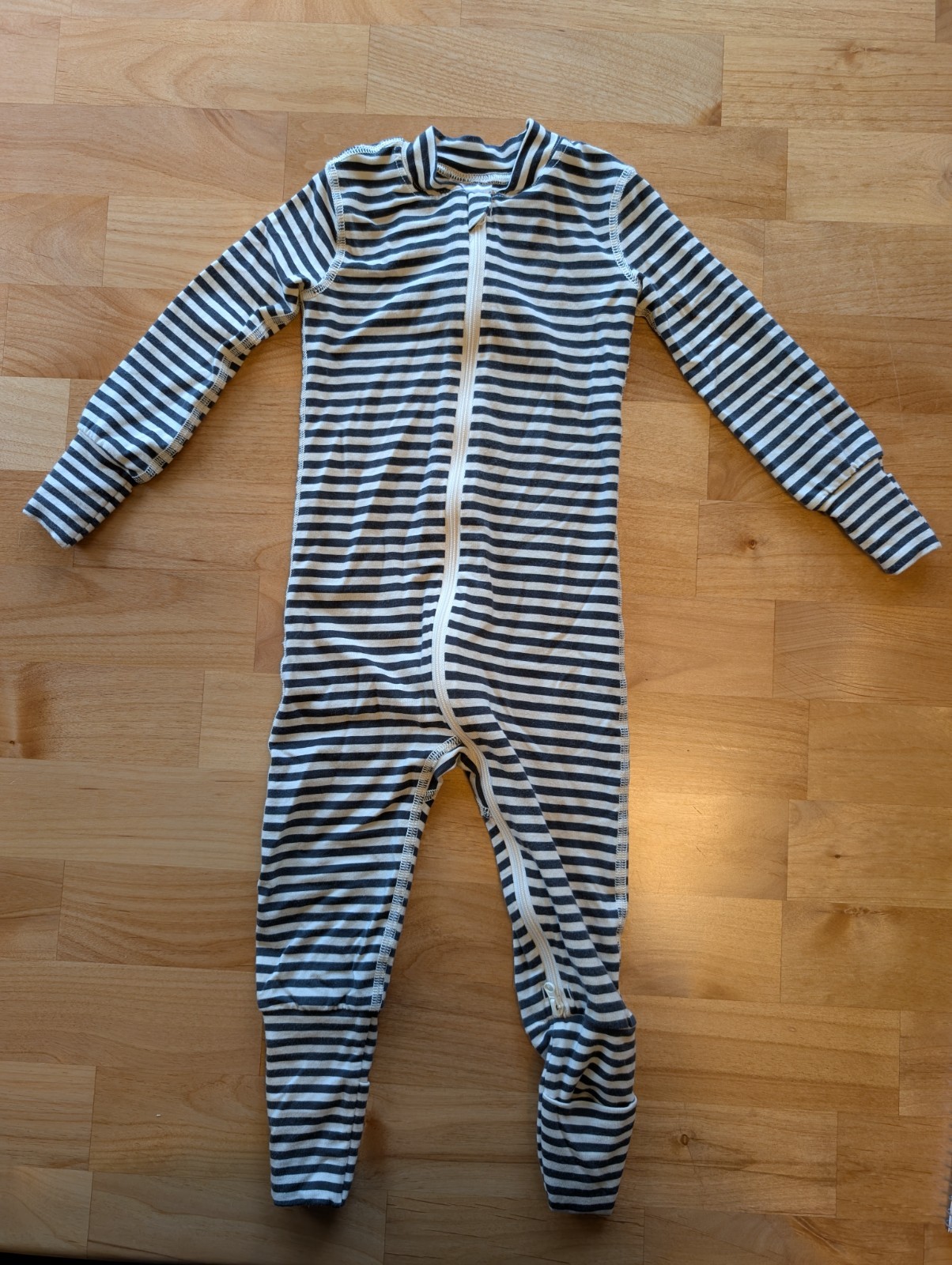 Hanna Andersson Black Stripe HannaSoft Tencel Zipper Sleeper 75cm 12-18mo EUC