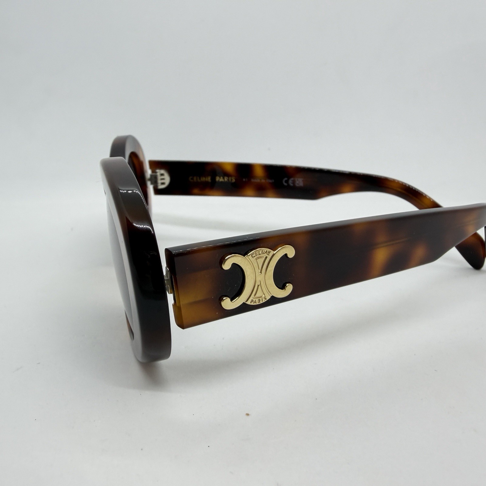 CELINE Triomphe women’s oval sunglasses + hard case +bag 52mm CL40194U Tortoise