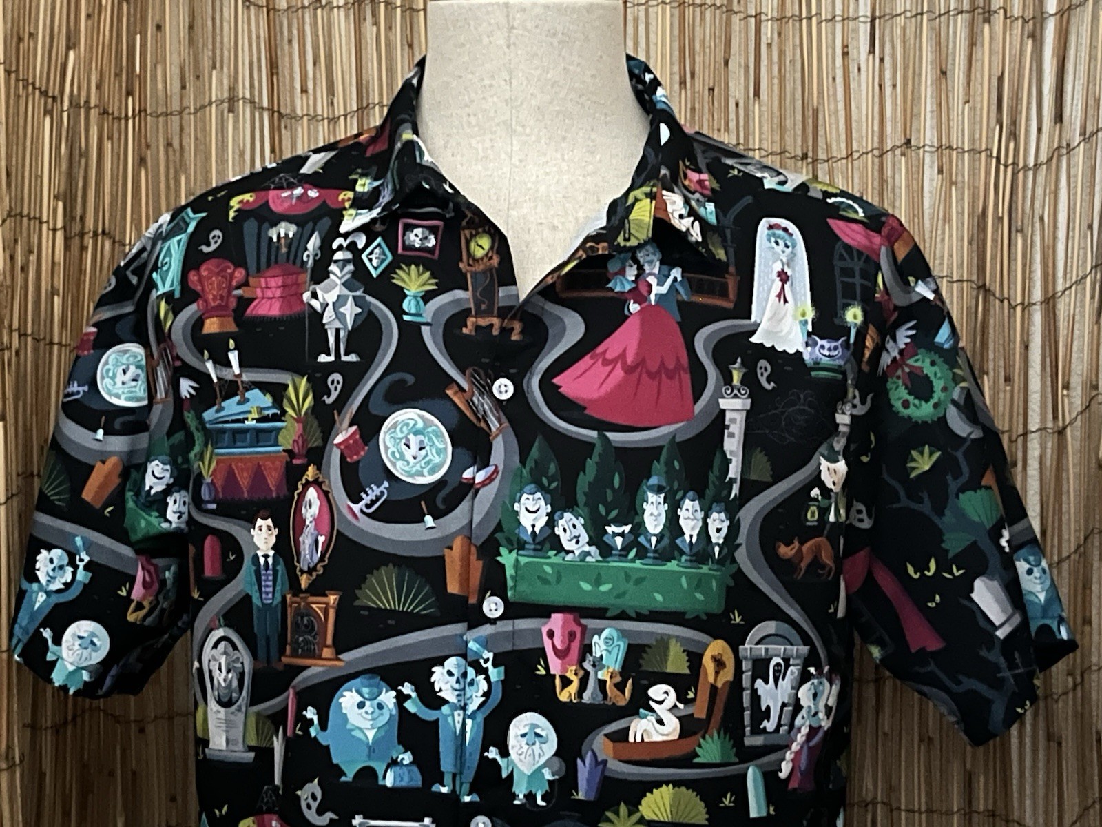 Garment One Mens SS Button Up Haunted Mansion Themed Shirt-Medium-Poly Spandex
