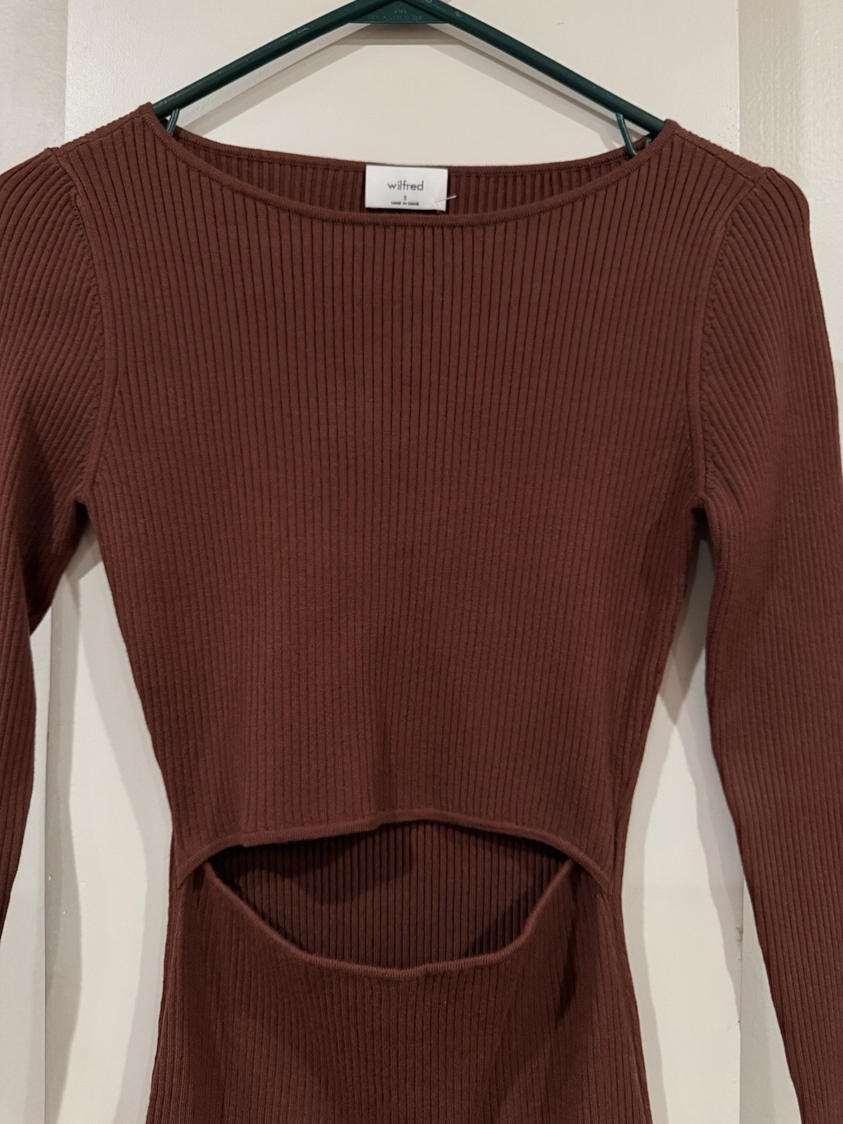 Aritzia Wilfred Cut Out Long Sleeve Knit Dress Brown Ribbed Small NWOT