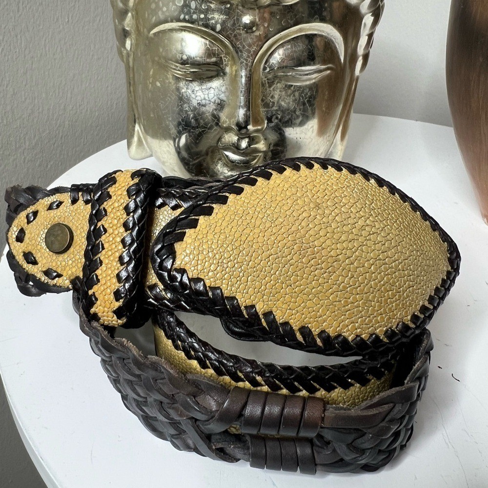 The Divine Tribe NYC VINTAGE belt medium