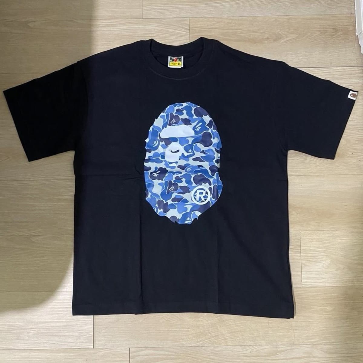 Bape Men’s Short Sleeve T-Shirt Size medium blue and black