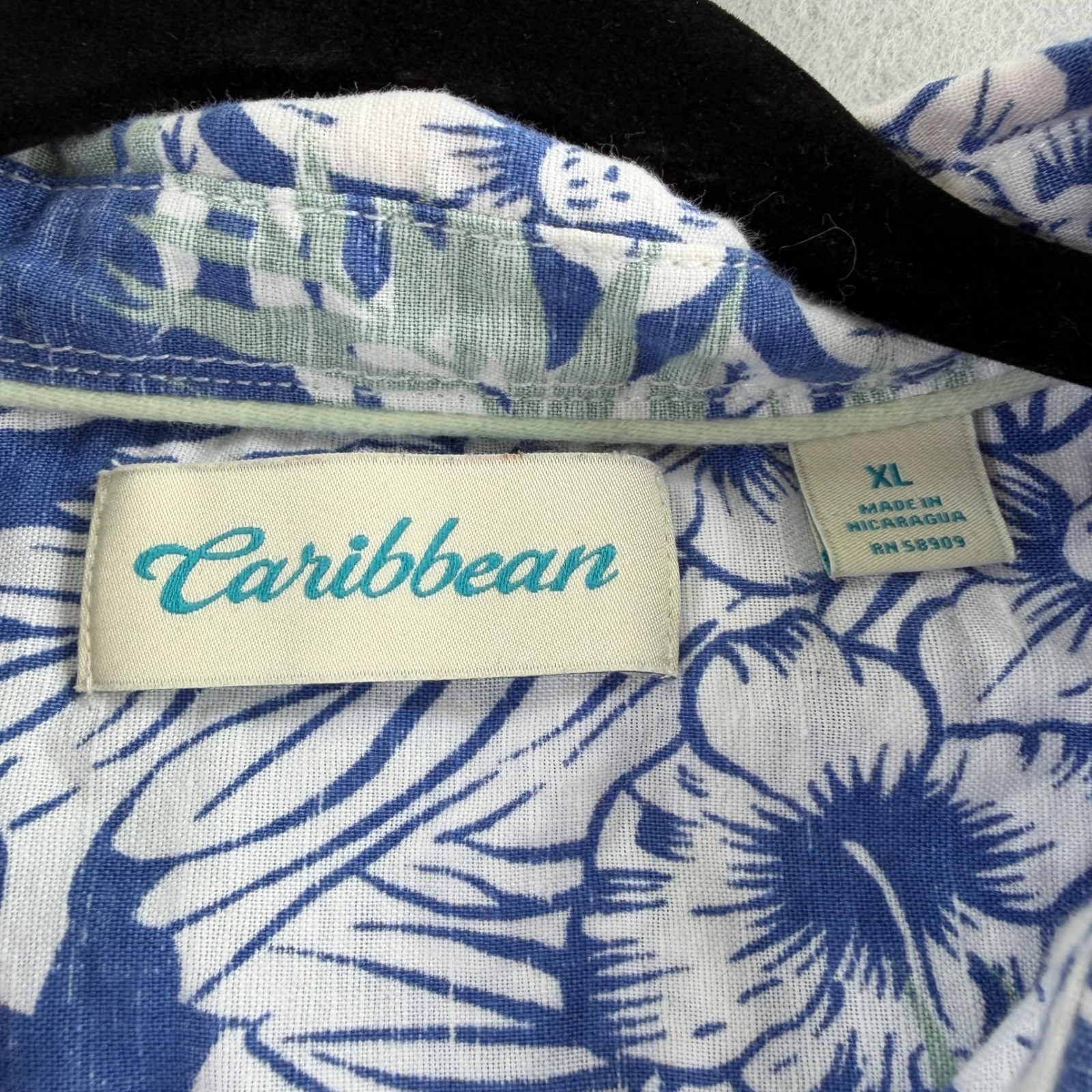 Caribbean Mens XL Linen Cotton Tropical Hawaiian Shirt Pineapple Hibiscus Blue