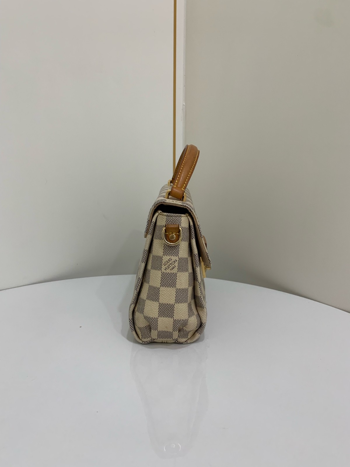Louis Vuitton Croisette Damier Azur Crossbody Bag 25x17x9 cm