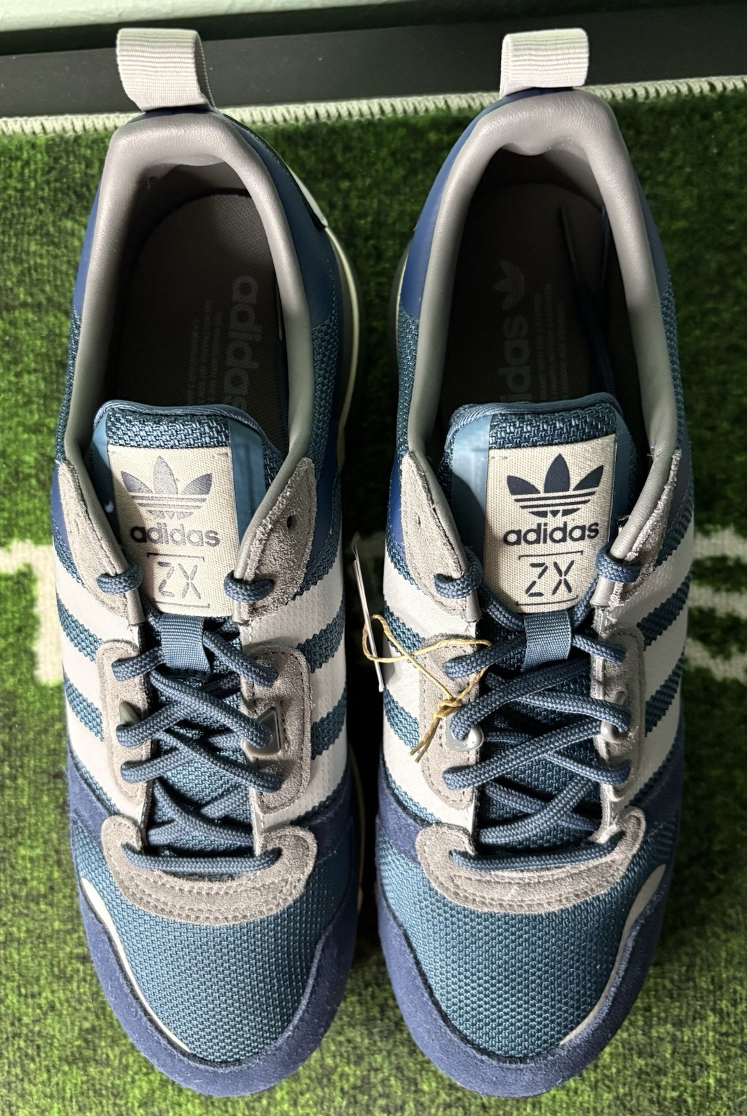 US Men’s 11.5 – Adidas ZX 700 HD Trainers “Crew Navy” H01850
