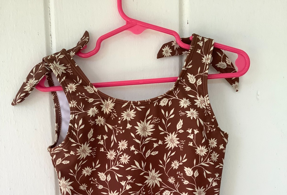 RYLEE +CRU Girls One Piece Swimsuit Floral Pattern Trim Size 6-7