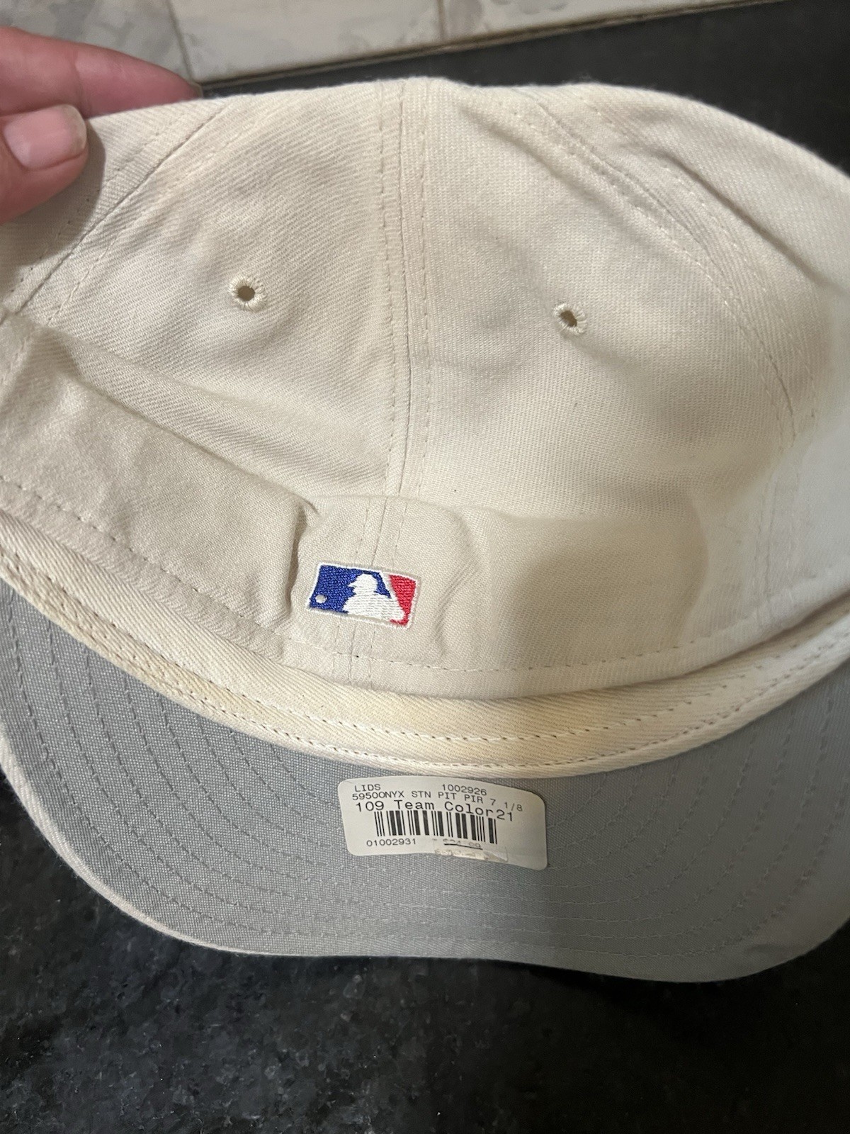 Lot 7 Sports Caps / Hat Collectible
