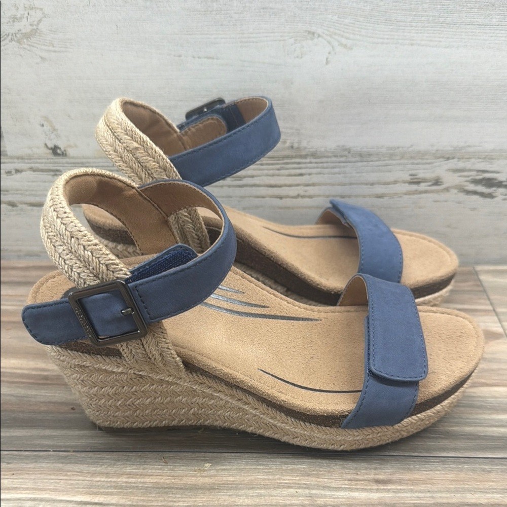 Aetrex Women’s Sydney Quarter Strap Espadrille Wedge in Blue Sz 6- 6.5 NWOB