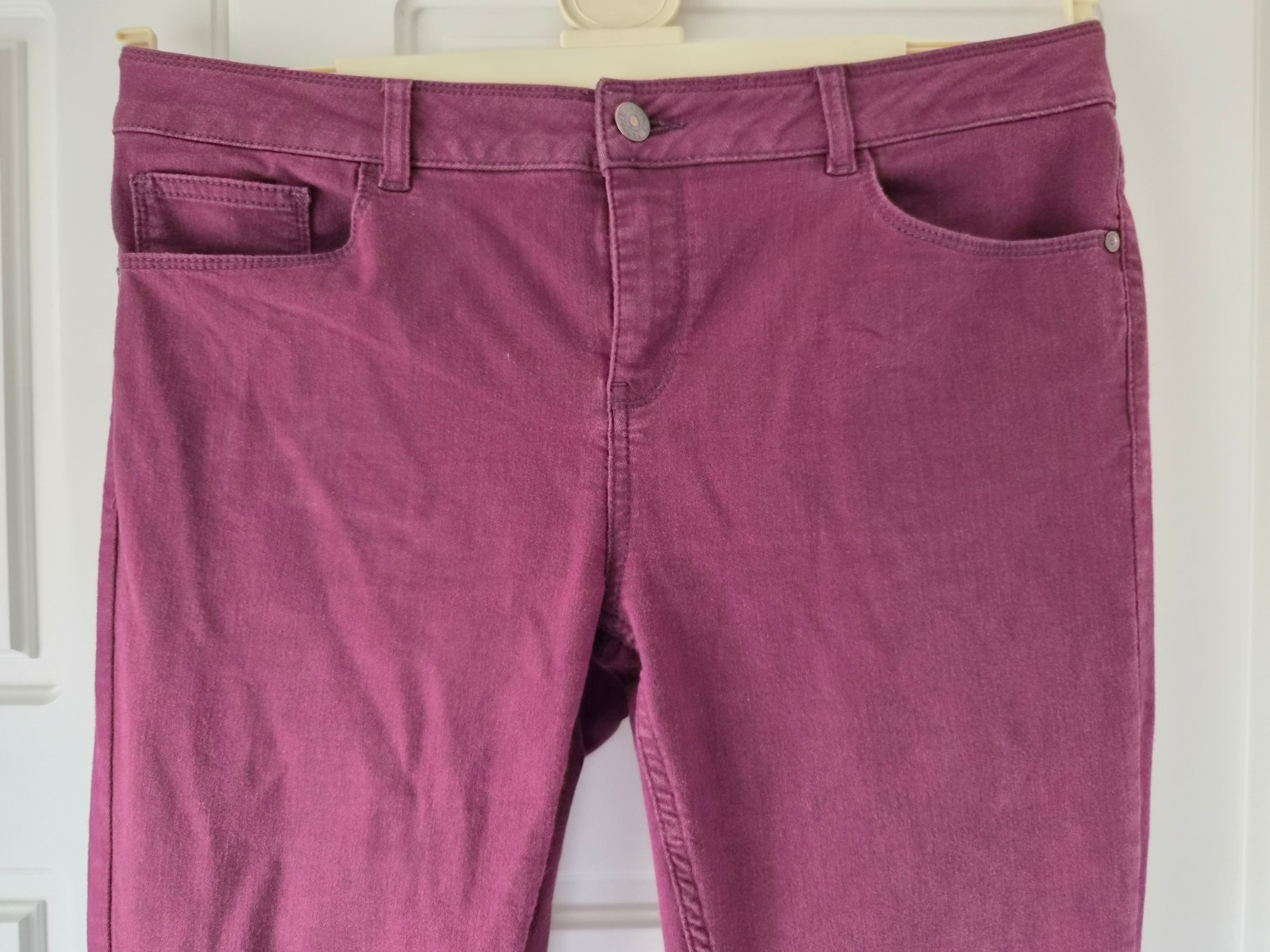 Fat Face Women’s Plum Colour Five Pocket Jegging’ – Size 14 UK Jeans Clothes