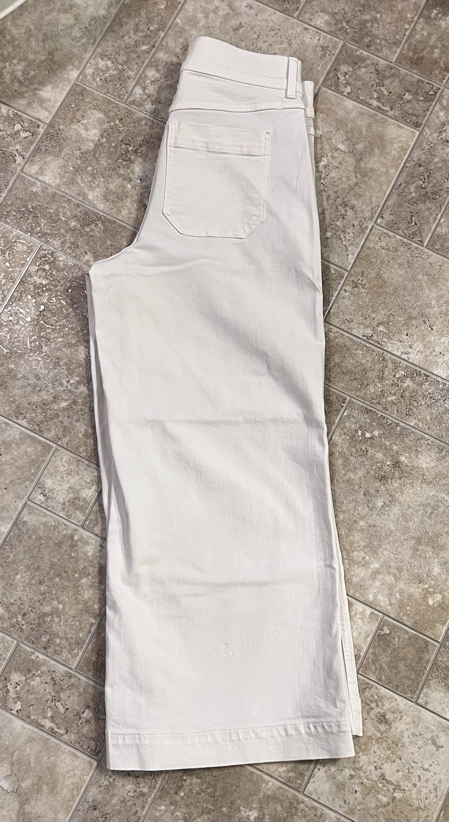SPANX Women’s Wide-Leg Cropped Jeans Denim Stretch Button Fly Pockets Size M