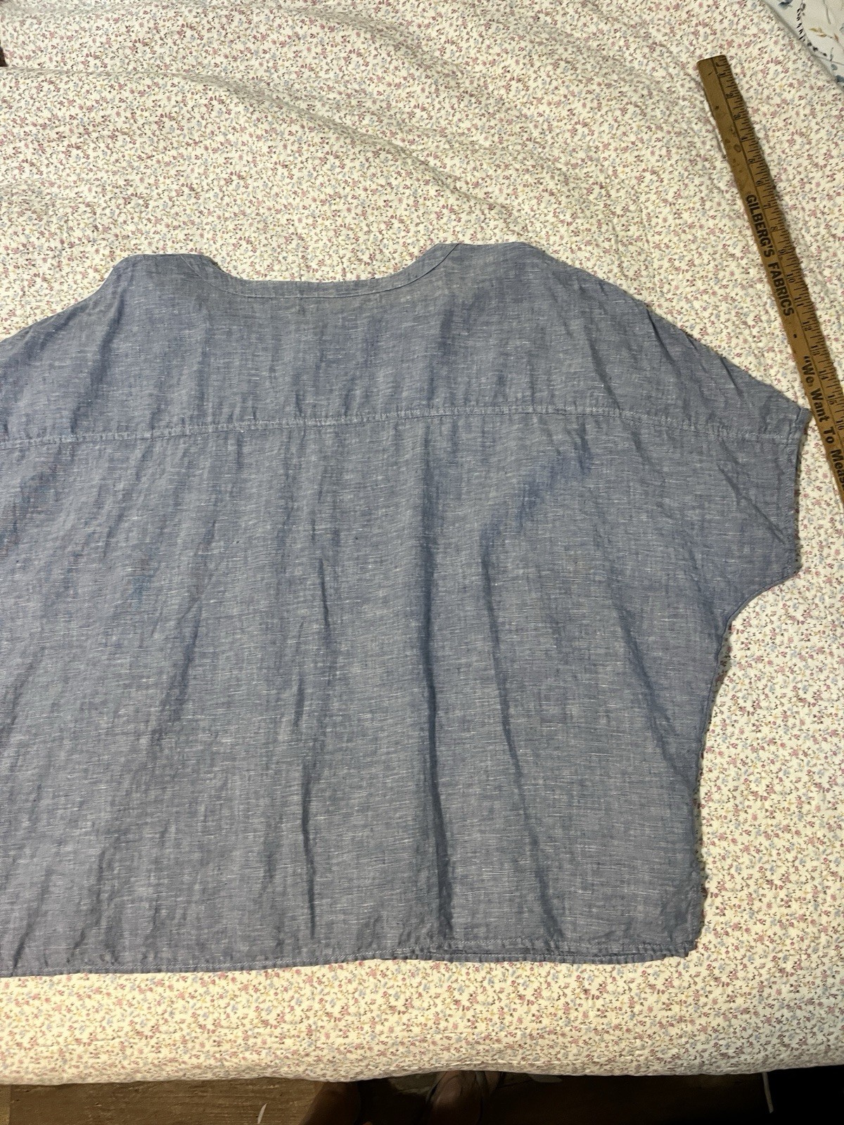 Tahari blue 100% linen button-up short sleeve blouse, relaxed, boxy size M