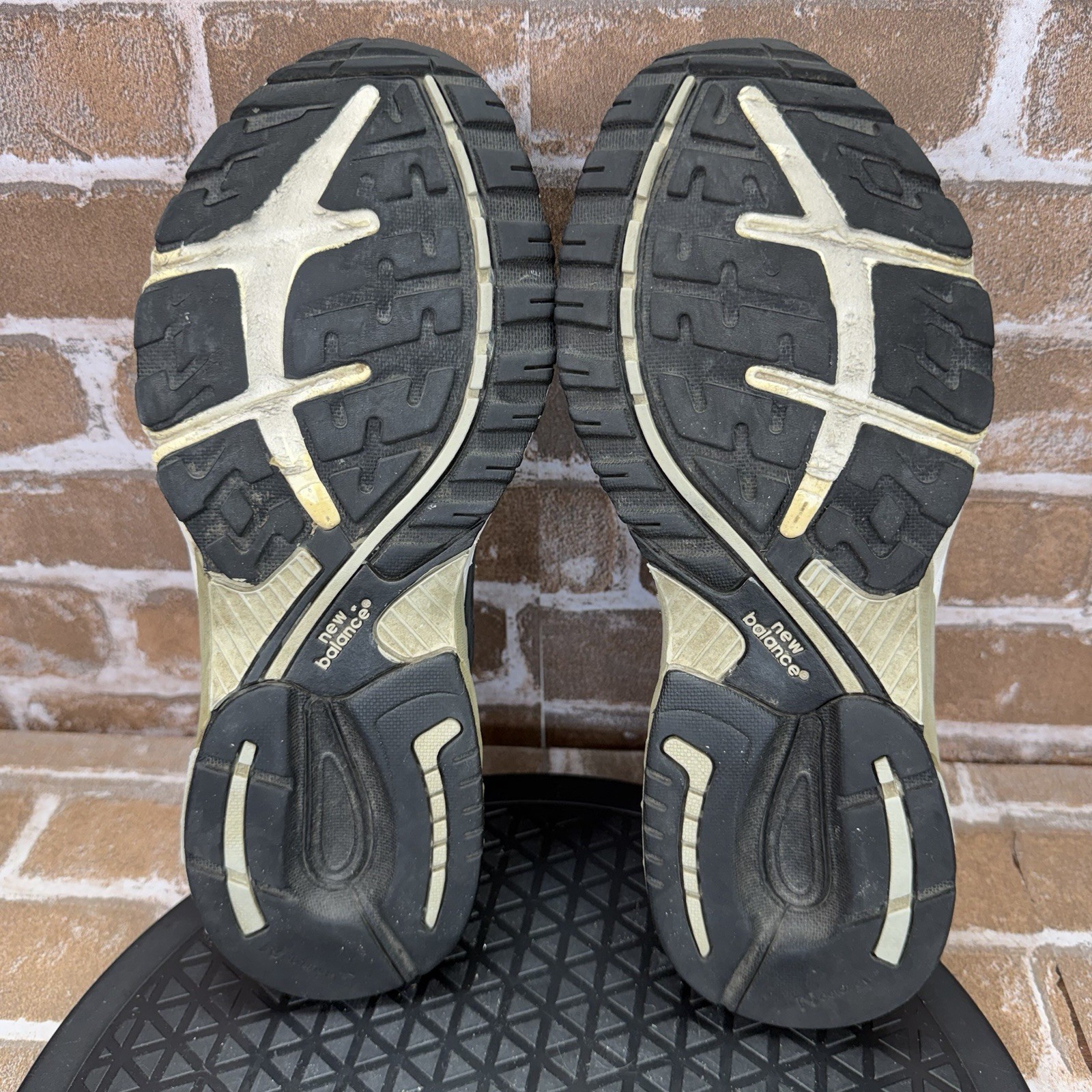 New Balance 993 WR993BK Running Shoes Black Women’s Size 9 ** SEE NOTES**