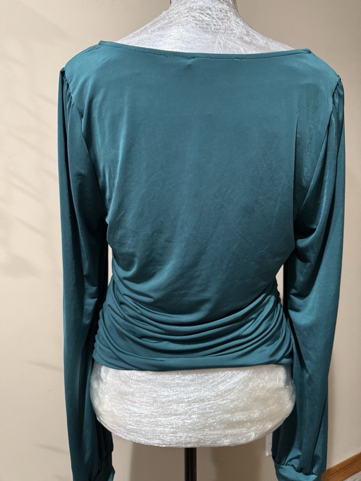 Lush Women’s Teal Solid Square Neck Long Sleeve Ruched Stretch Top Size L