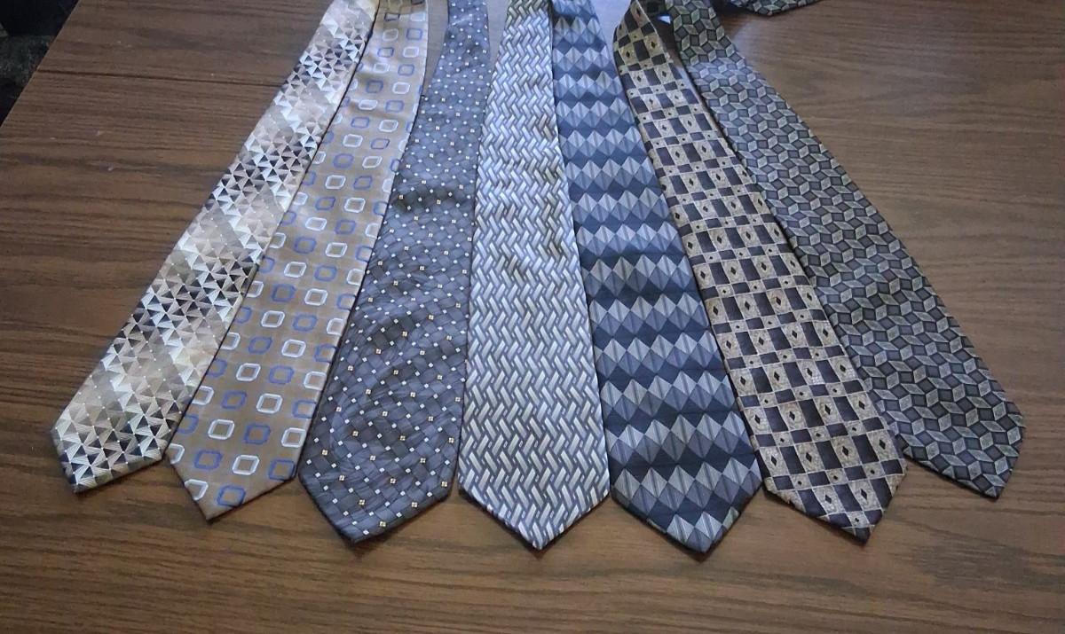 Lot of 7 Taupe Gray Black Neckties Name Brands Assorted Sizes Patterns Fabric