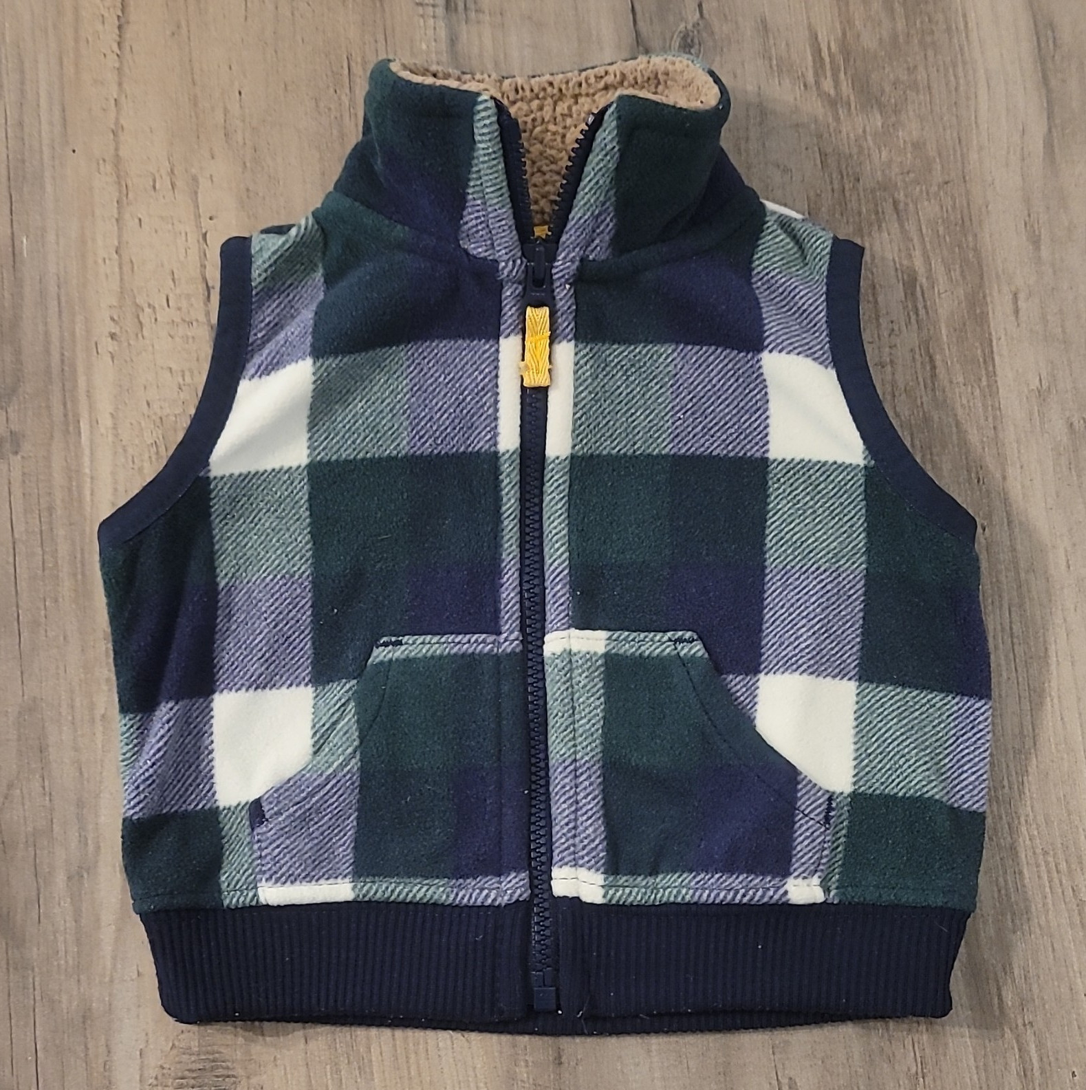 Carter’s Unisex Baby Fleece Plaid Full-Zip Vest Blue/Green/White 3 Months