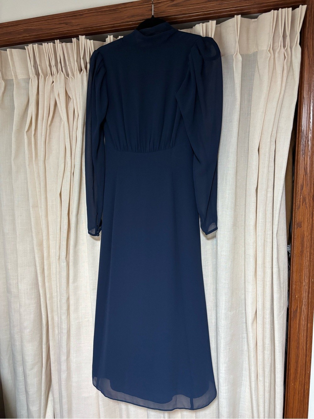 Aritzia Wilfred Mambo Dress in deep navy blue