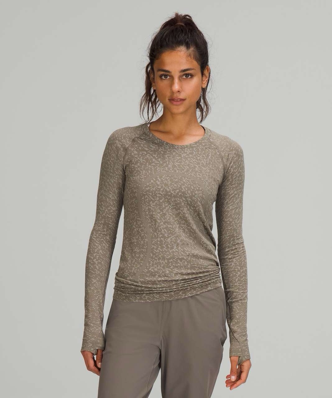 Lululemon Women’s Swiftly Tech Long Sleeve 2.0 Shirt Olive Green – Size 8
