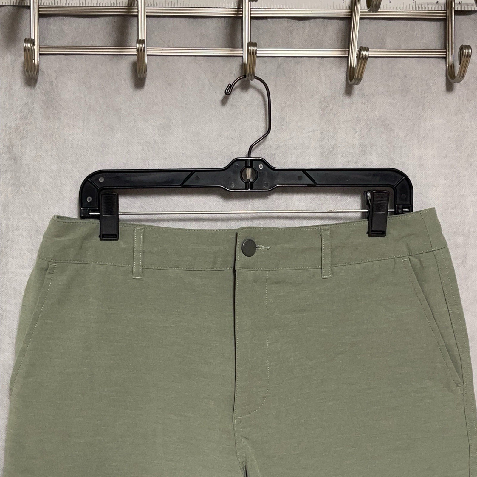 Faherty Shorts Men 32 Green Performance Belt Loop All Day Hybrid Versatile Swim