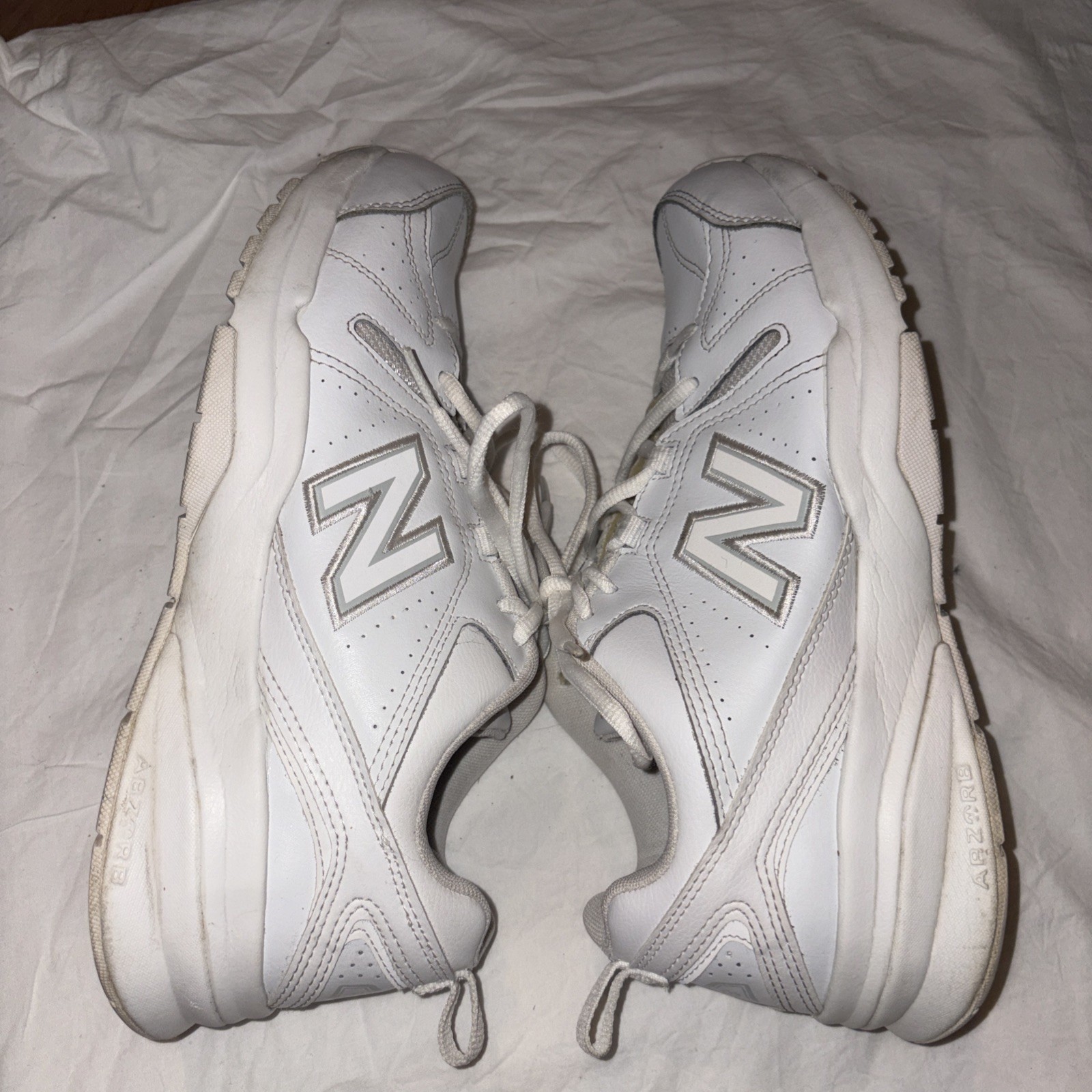 New Balance 608 White Men’s Leather Athletic Sneakers Lace Up Cushioned US 10