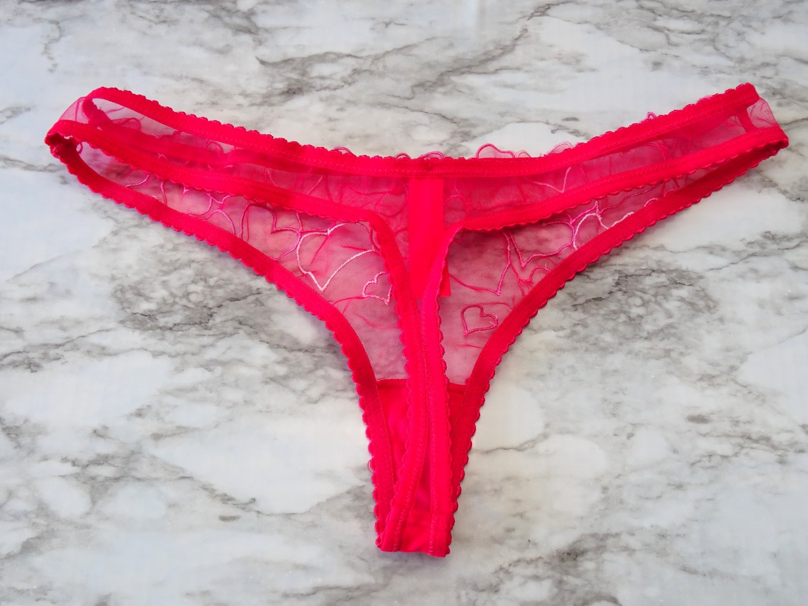 Skims# Tulle Embroidered Heart Mesh Thong 1-Pack Panties US Size S