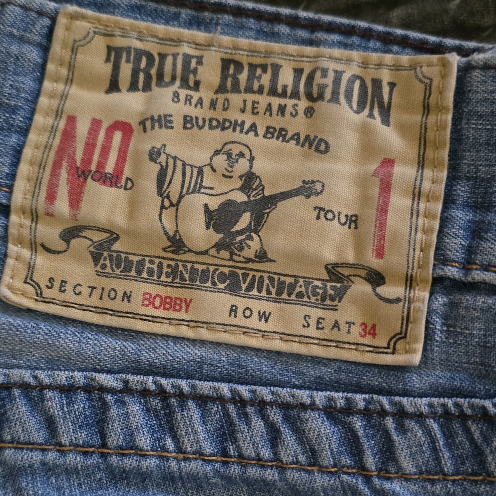 True Religion World Tour Men’s Blue Light Wash Denim Jeans Straight Fit Mid Rise