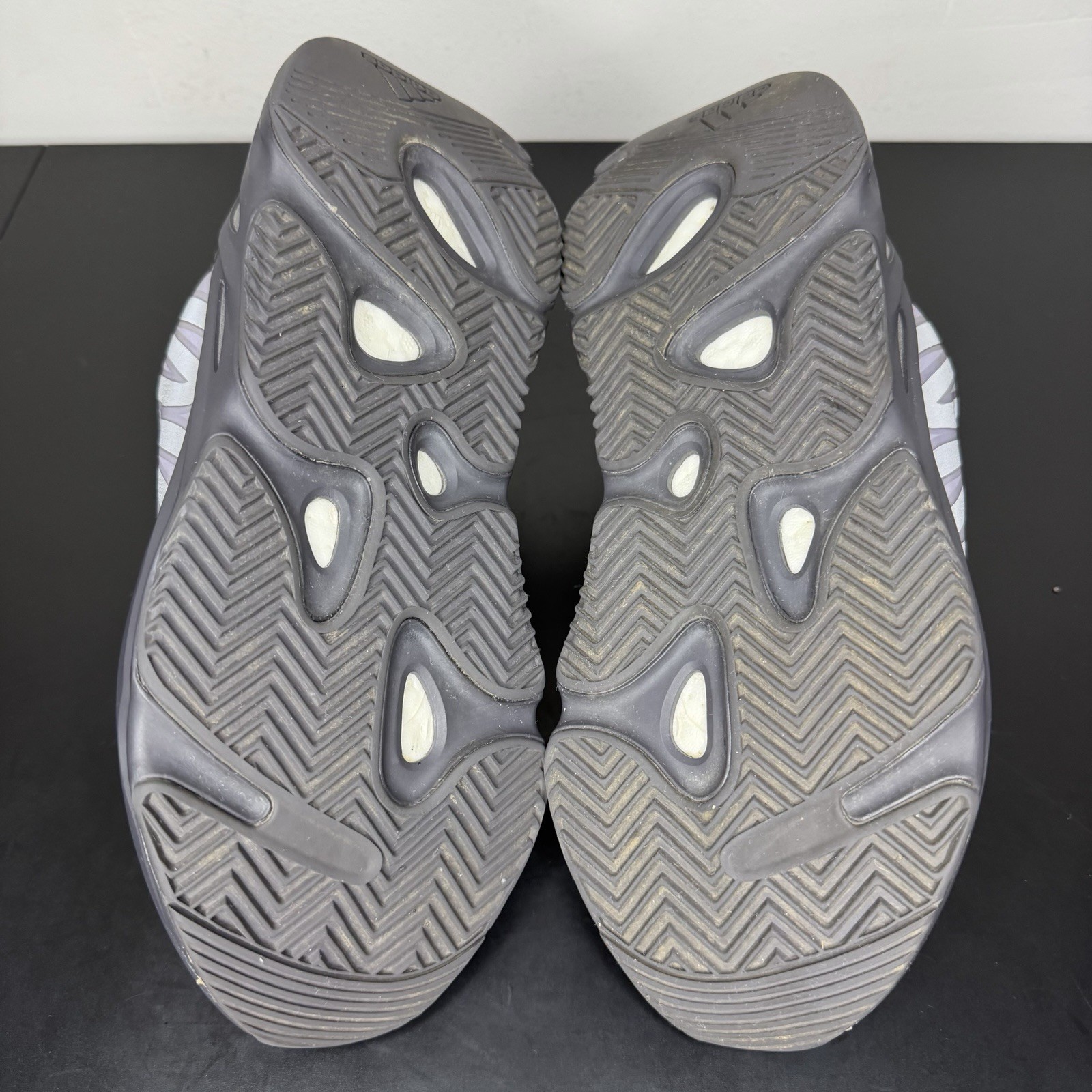 Size 7 – adidas Yeezy Boost 700 MNVN Geode