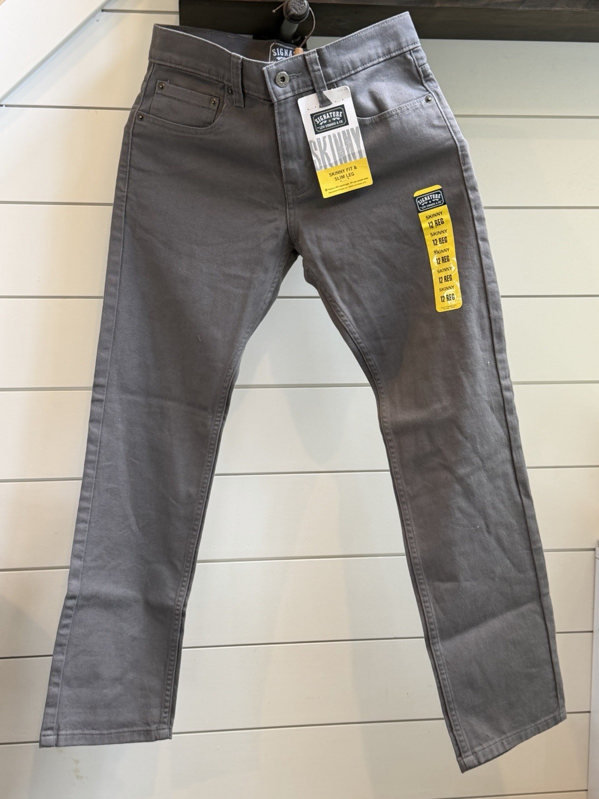 Signature by Levi Strauss & Co. Skinny Fit & Slim Leg Gray Denim Jeans