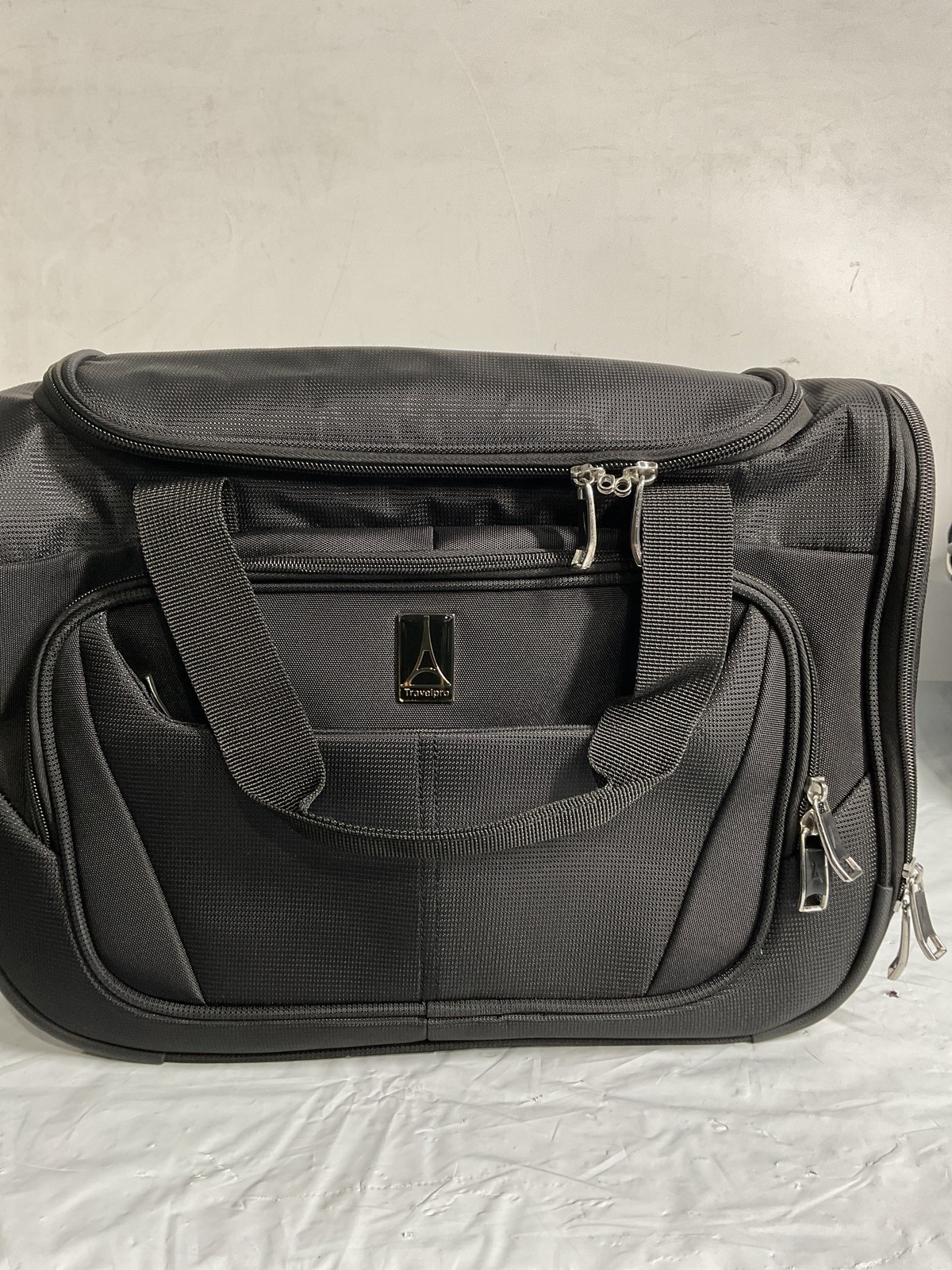 Travelpro Maxlite 5 Softside Lightweight Underseat Tote, Black 18 Inch U21