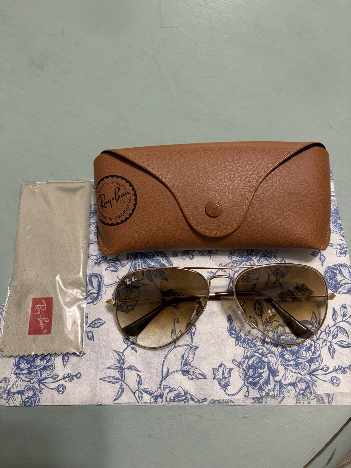 Ray-Ban RB3025 001/51 58-14 Aviator Sunglasses – Light Brown Gradient Lens