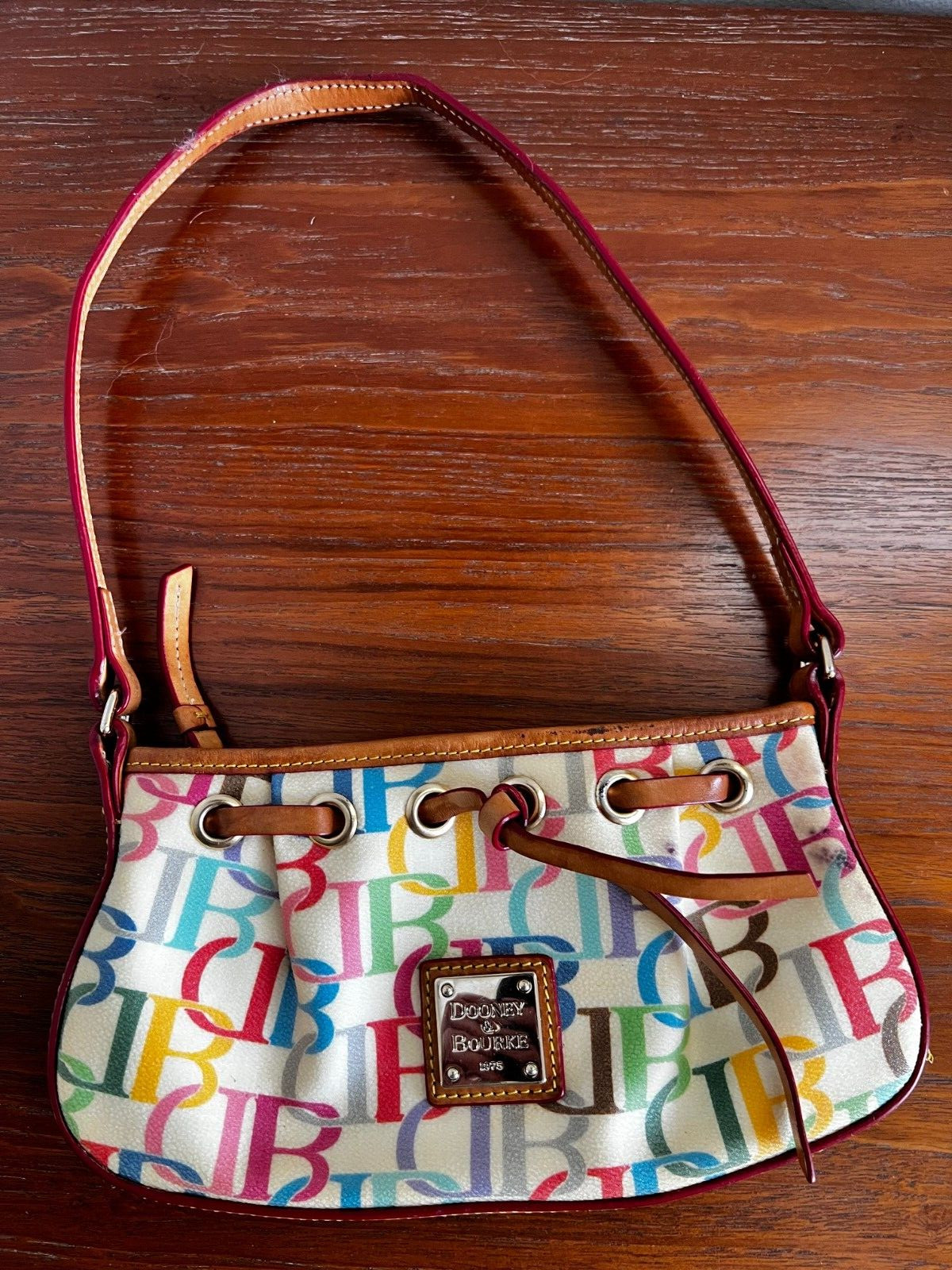 VTG Dooney & Bourke Purse SIGNATURE Rainbow Zipper Small 8.75 x 4.75
