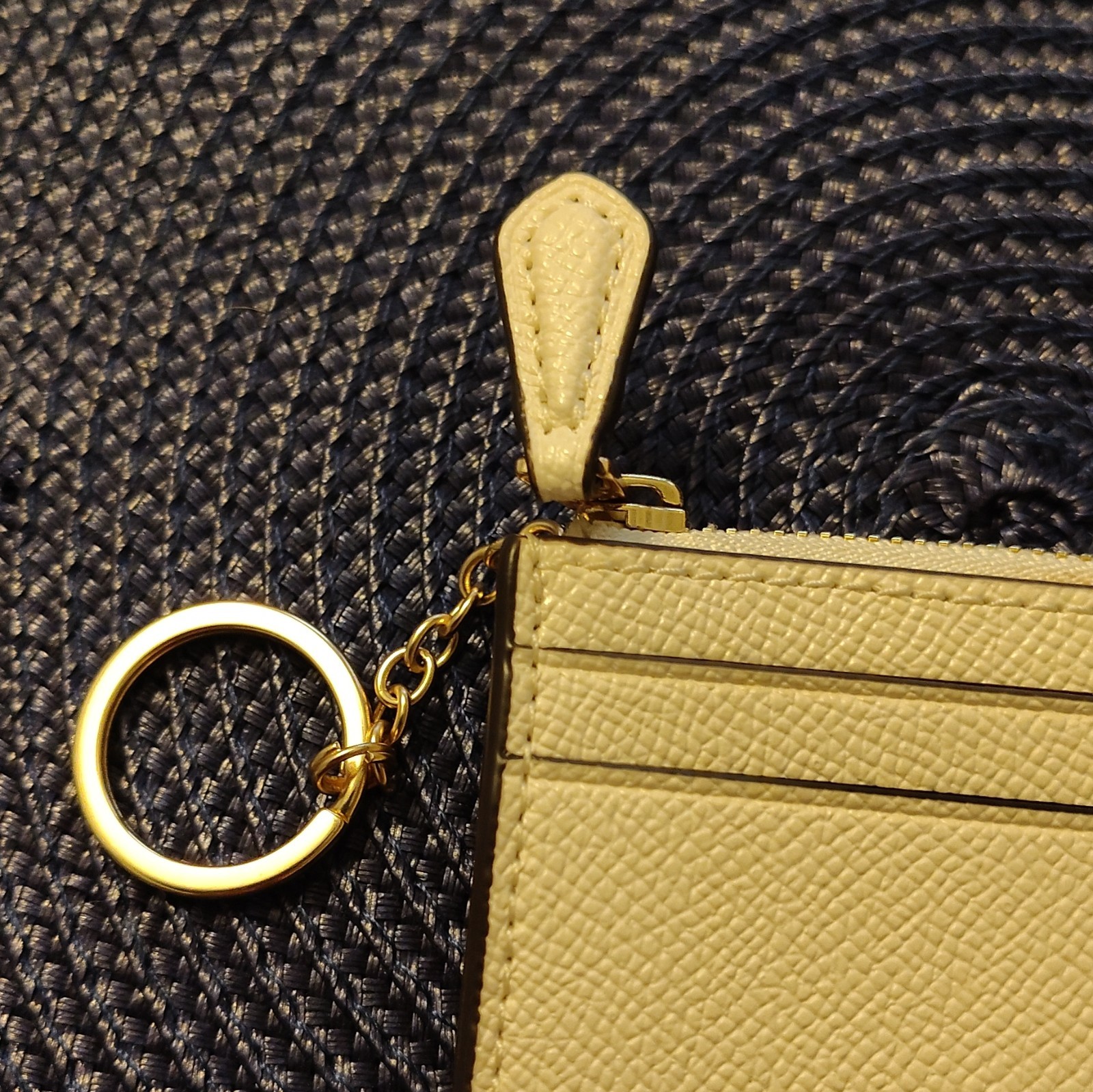 Coach Chalk With Gold Tone Hardware Mini Skinny ID Wallet Case Women’s Zip top