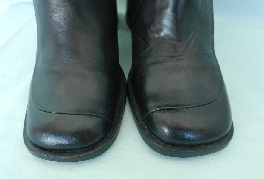 CANDIE’S Y2K Black Leather 3.5″ High Chunky Heels Square Toes Ankle Booties, 8M
