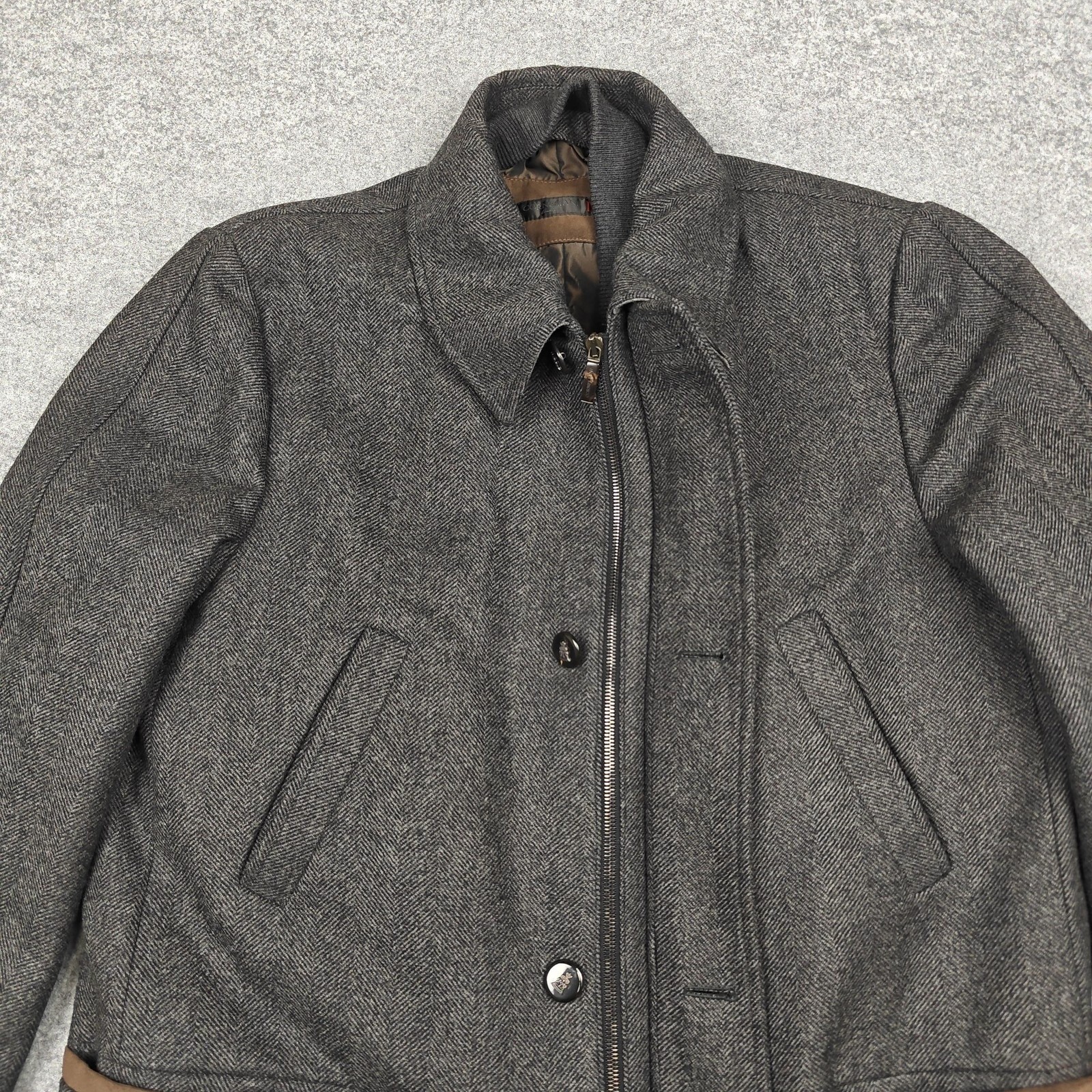 Corneliani ID Coat Mens 54R Gray Jacket Blazer Virgin Wool Herringbone Italy