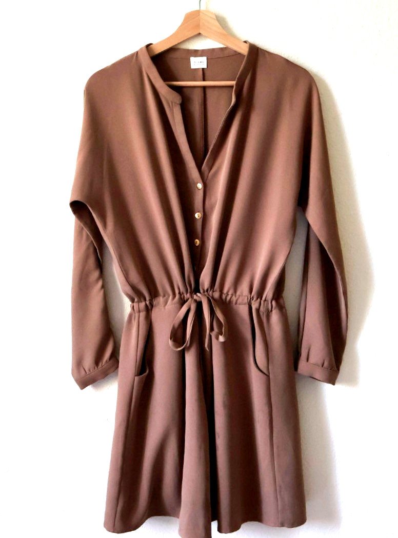 TIENS ECOUTE Women’s Brown Mini Dress Tie Waist Gold Button V-Neck (One Size)