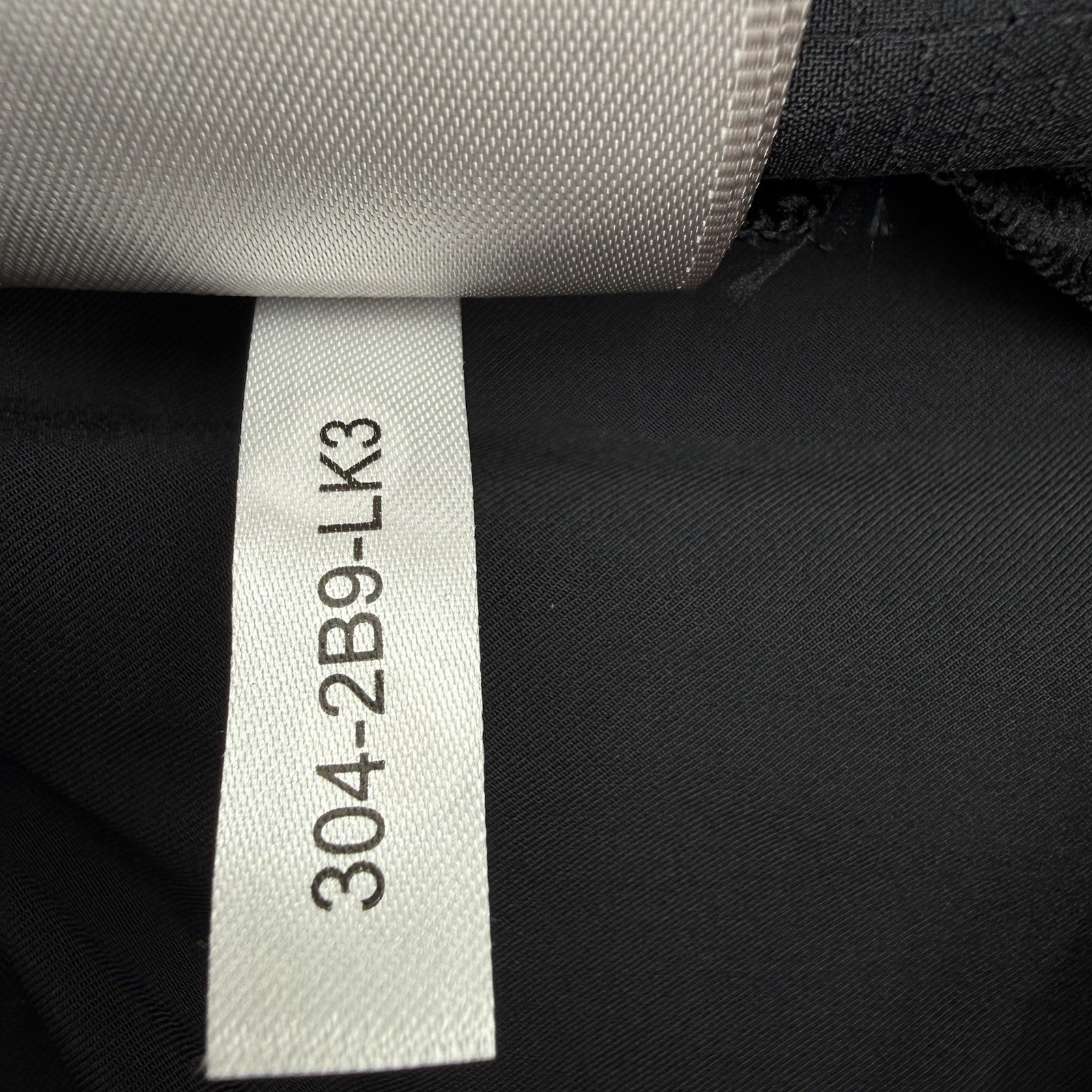 KJUS Men’s Javier Active Golf Pants Tailored Fit Black K00187-02