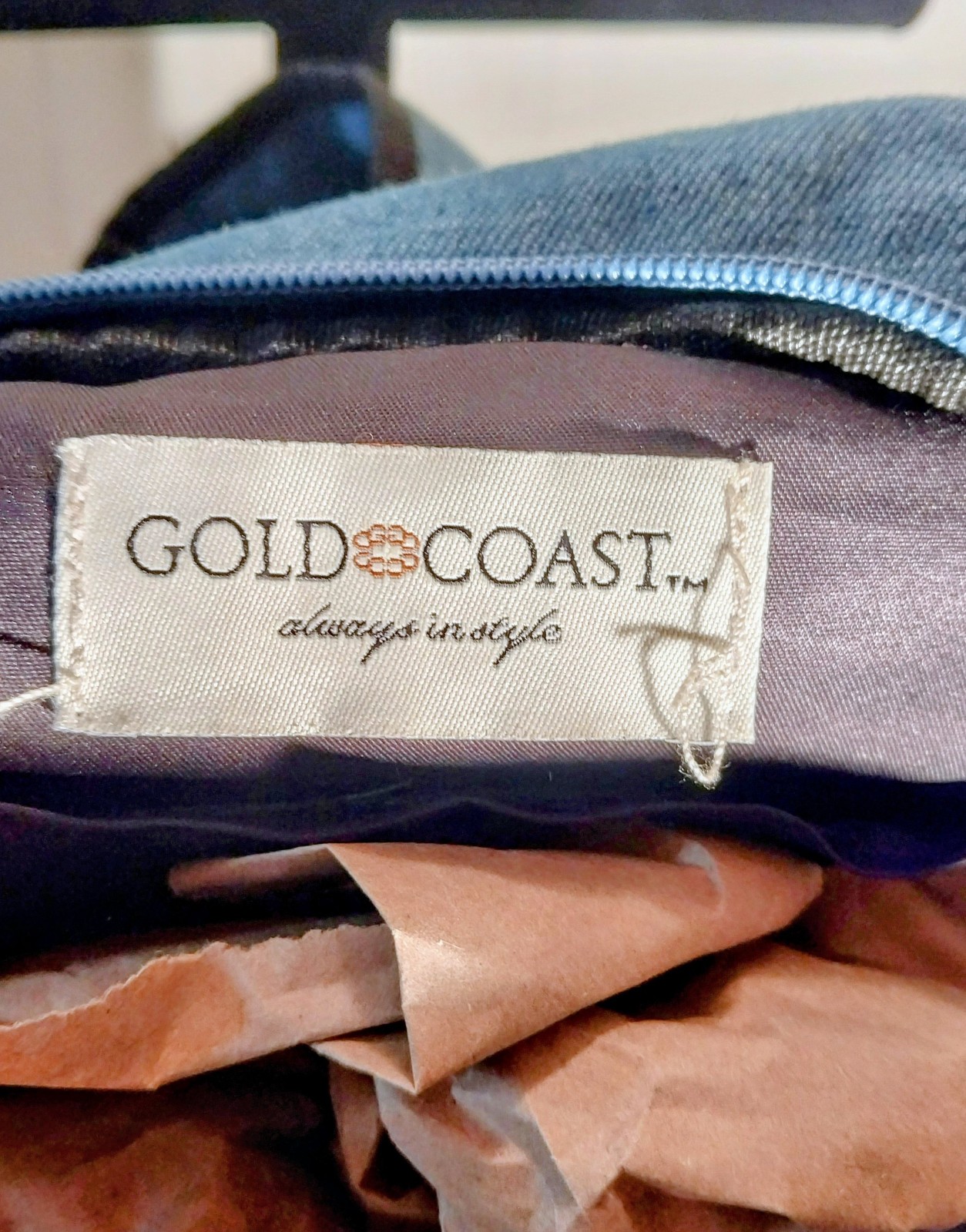 Gold Coast RFID Two Way Sling Organizer Bag