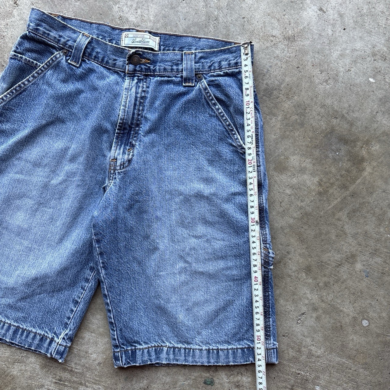 LeviStrauss&Co. Signature Baggy Denim Carpenter Shorts Size 30