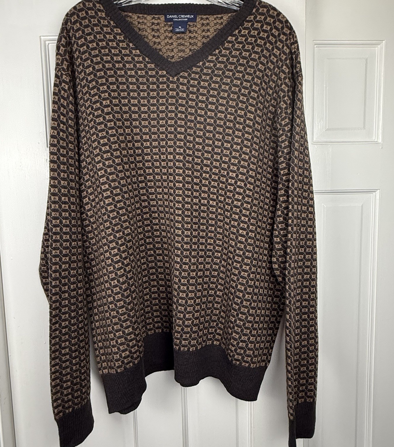 VTG Men’s Wool Sweater Size XL Brown Black V Neck Classic Preppy Retro Office