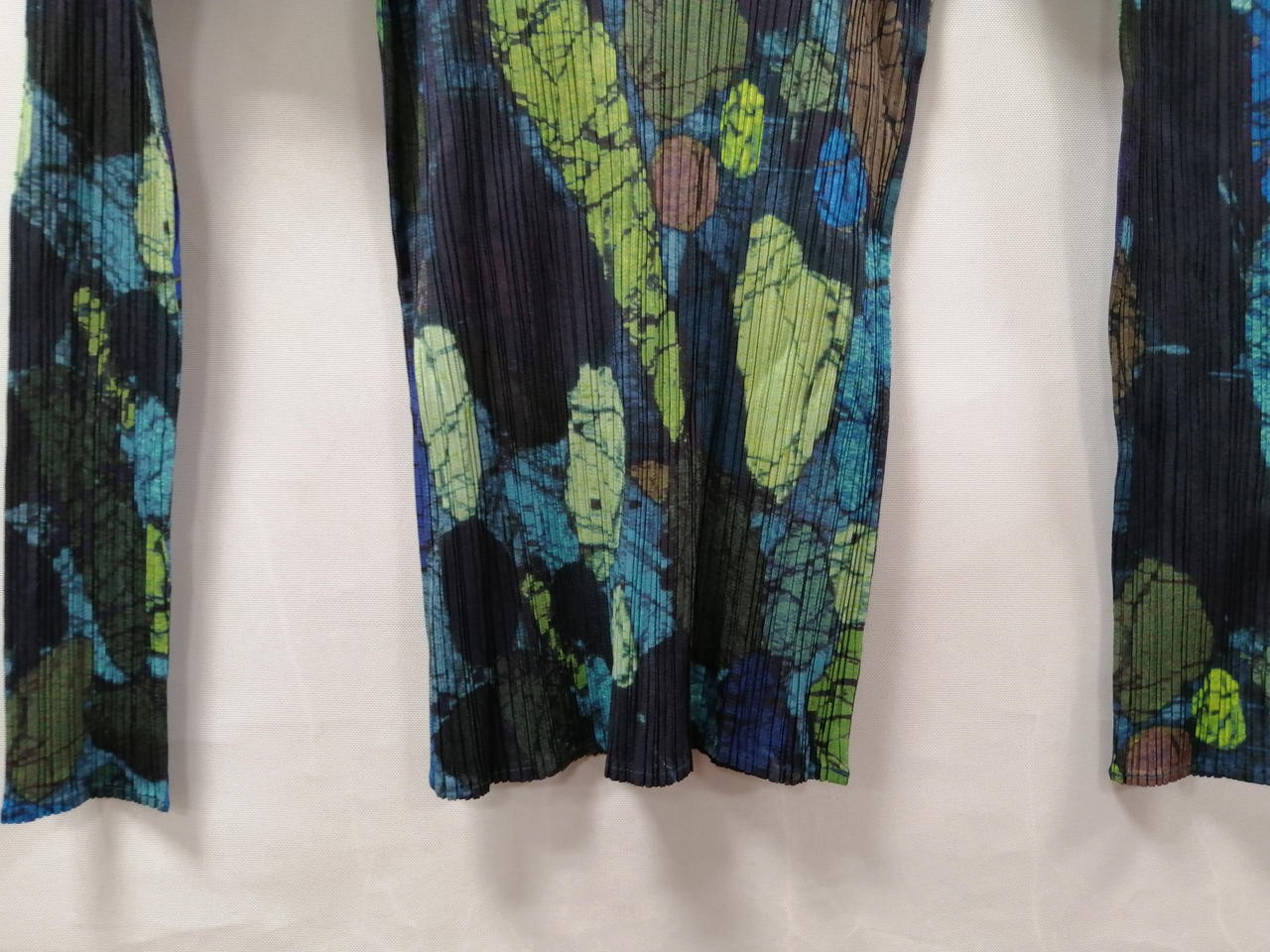 Pleats Please PP74-JK504 All-over Pattern High Neck Cut & Sew, Size 3