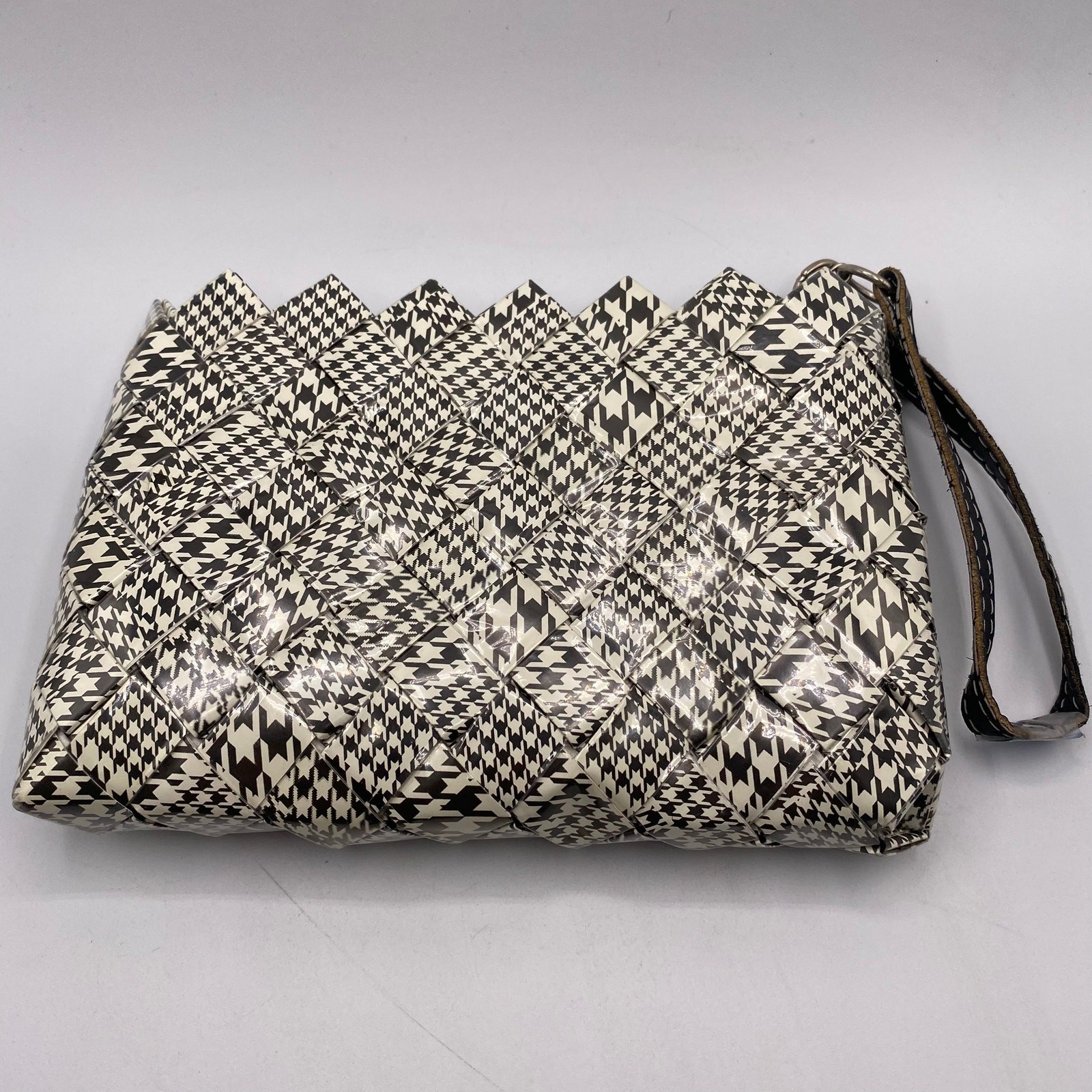 Nahui Ollin Woven Plastic Black & White Y2K Houndstooth Clutch Wristlet