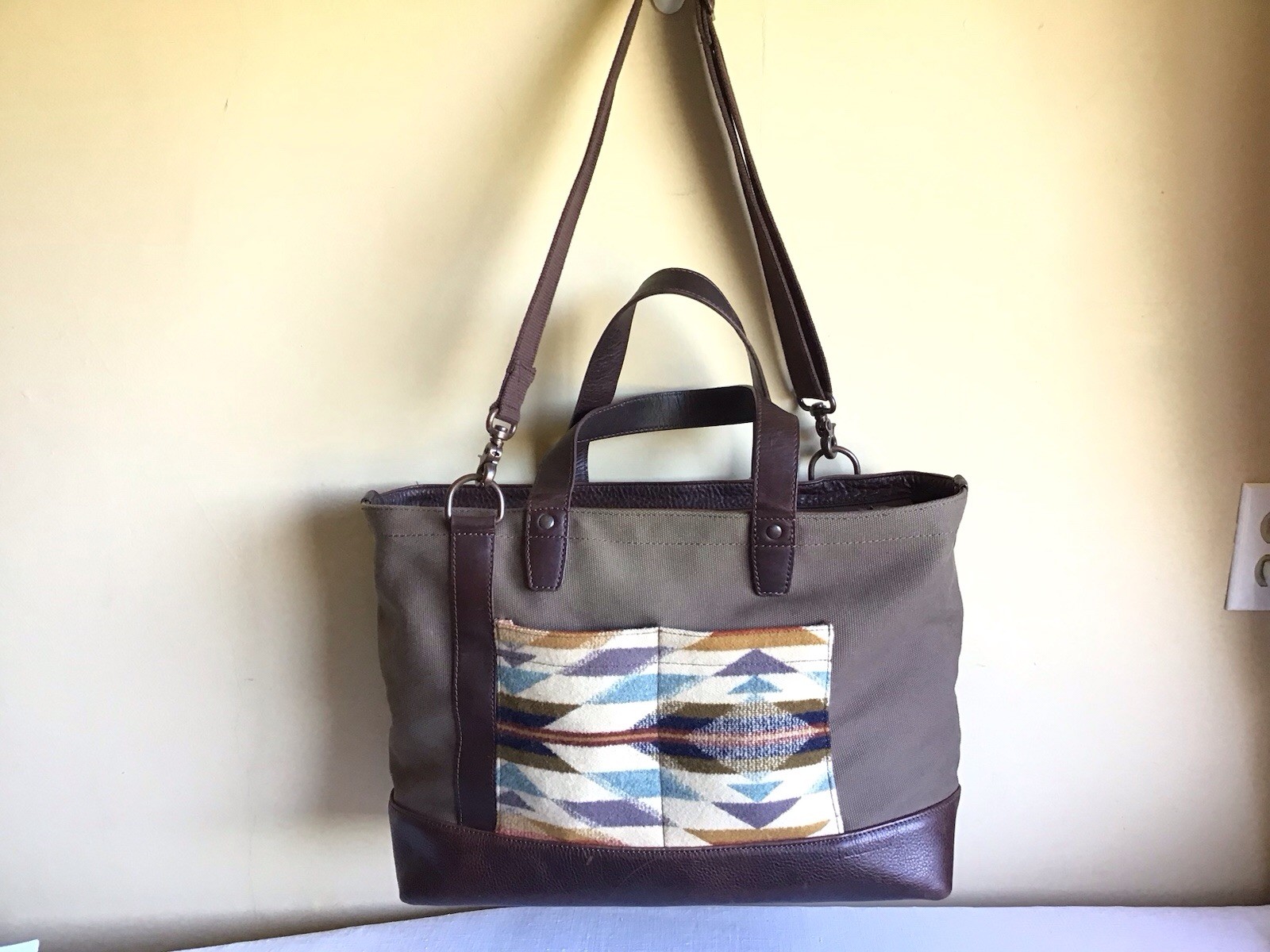 Pendleton Wyeth Trail Brown Western Aztec Canvas Leather Weekender Duffle Tote
