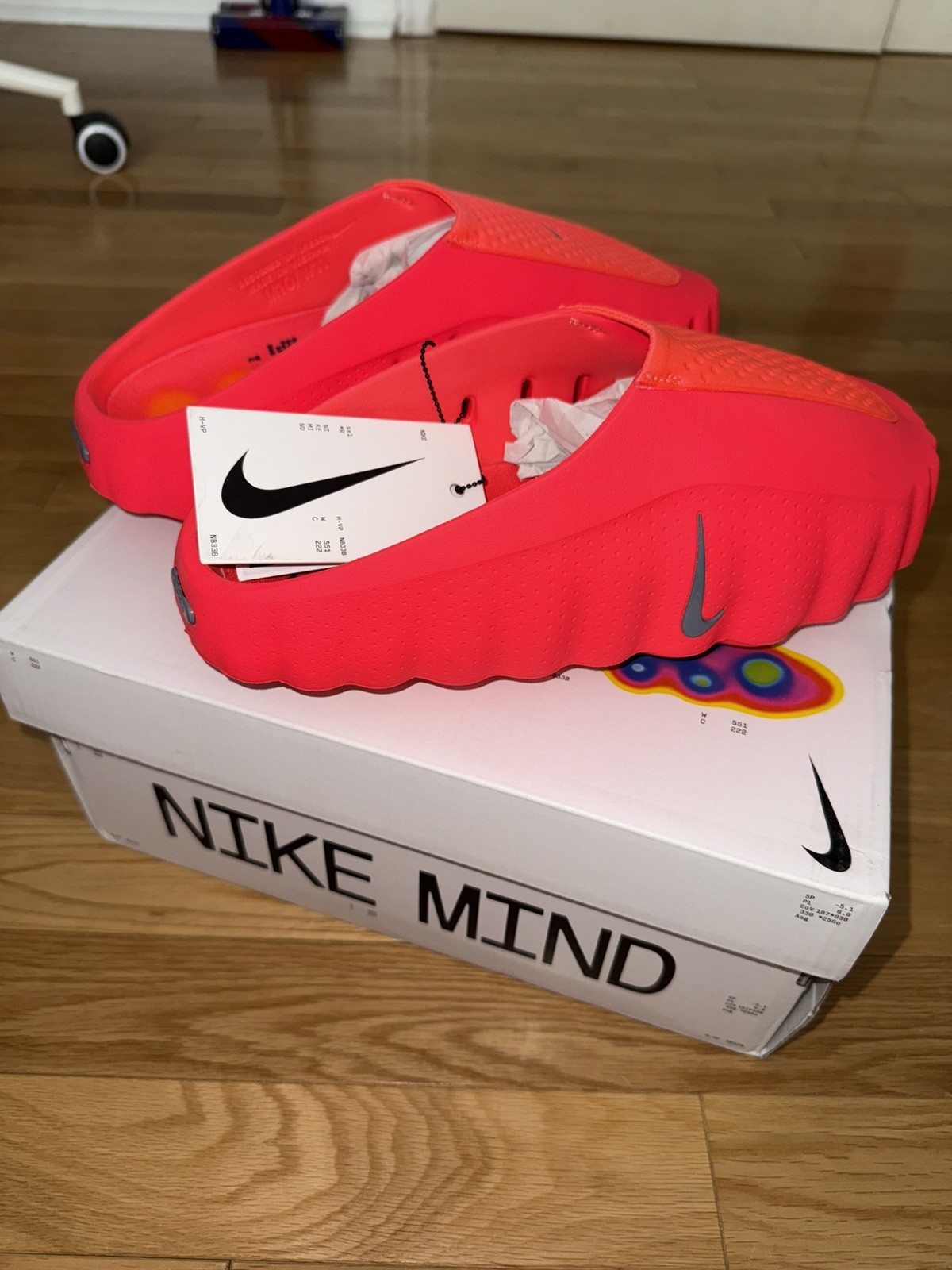 Nike Mind 001 Men’s Slides Solar Red US Size 10 Fits 9 New With Box