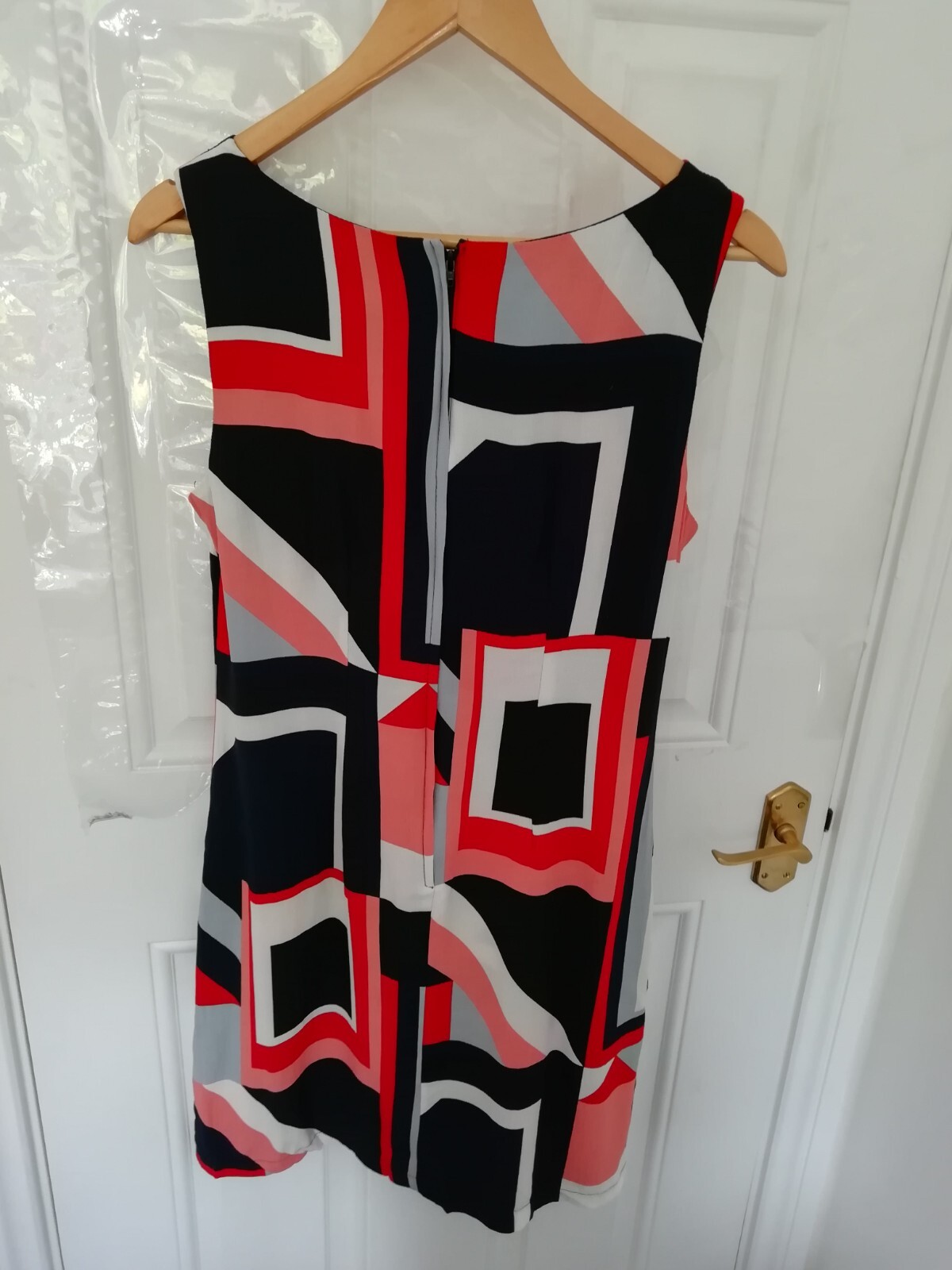 Wallis Size 10 Black Red Pink White Abstract Shift Dress Pockets Back Zip Ladies