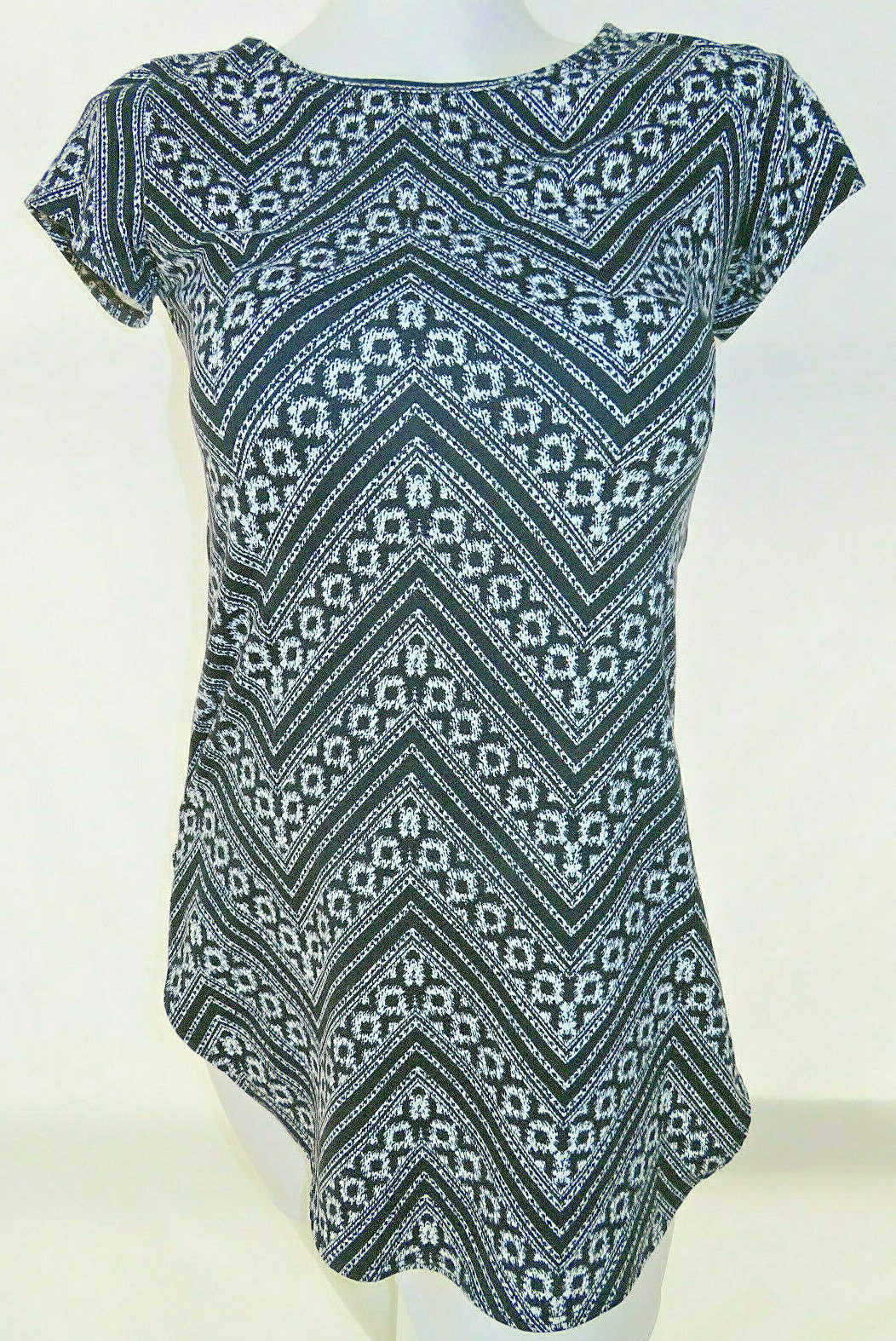 Pinc Women’s Black White Patternity Mynihility Patterns Mini Skirt Blouse Size S