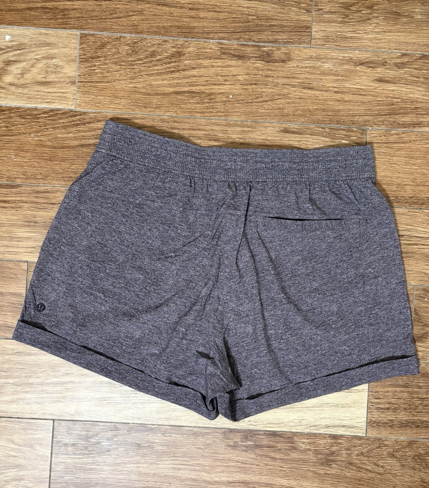 Lululemon Women’s Heather Lux Multi Black Spring Break Away Shorts II 3″ Size 12