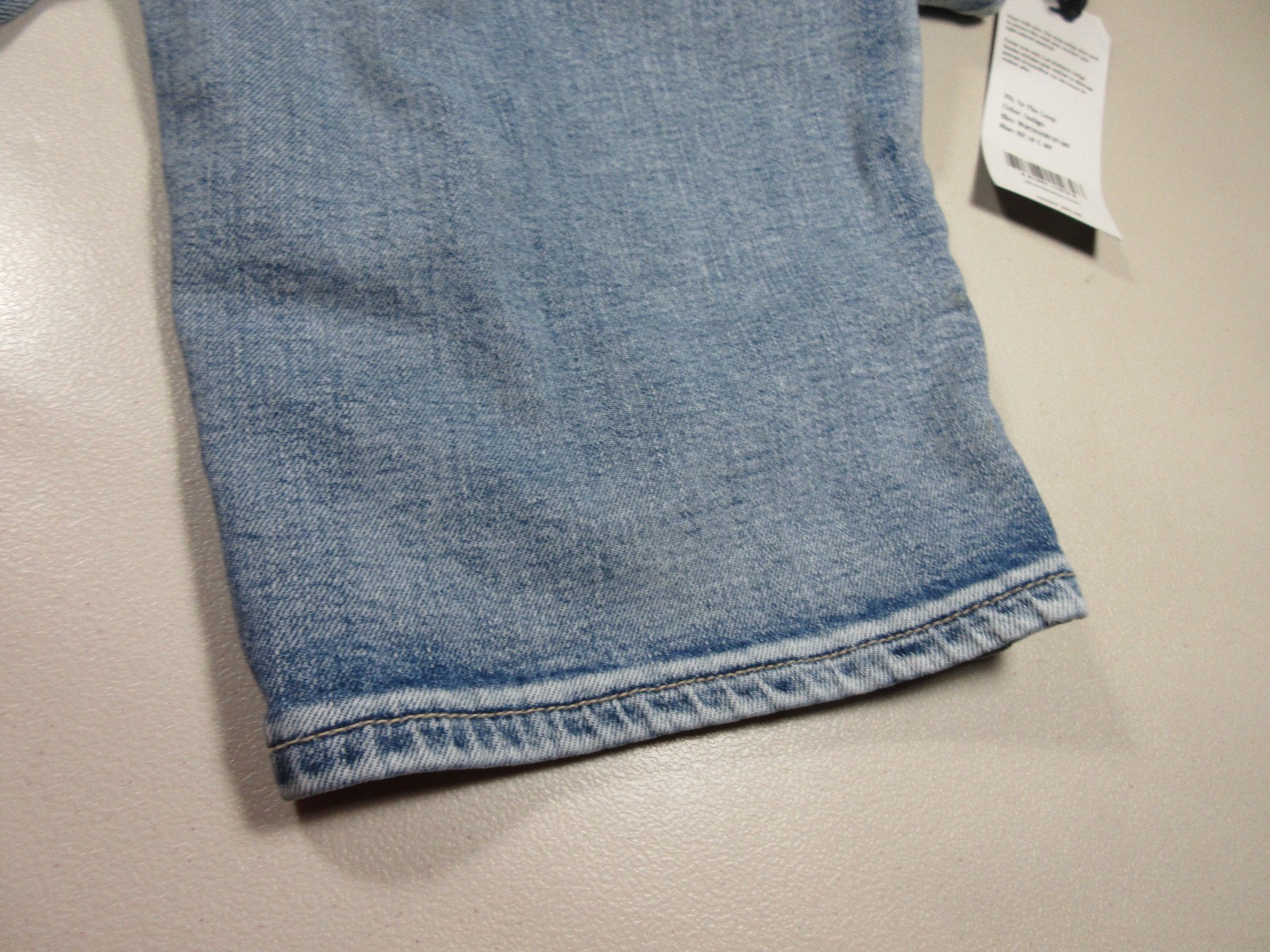 Silver Jeans womens light wash ankle slim mid rise In the Loop 18 NWT
