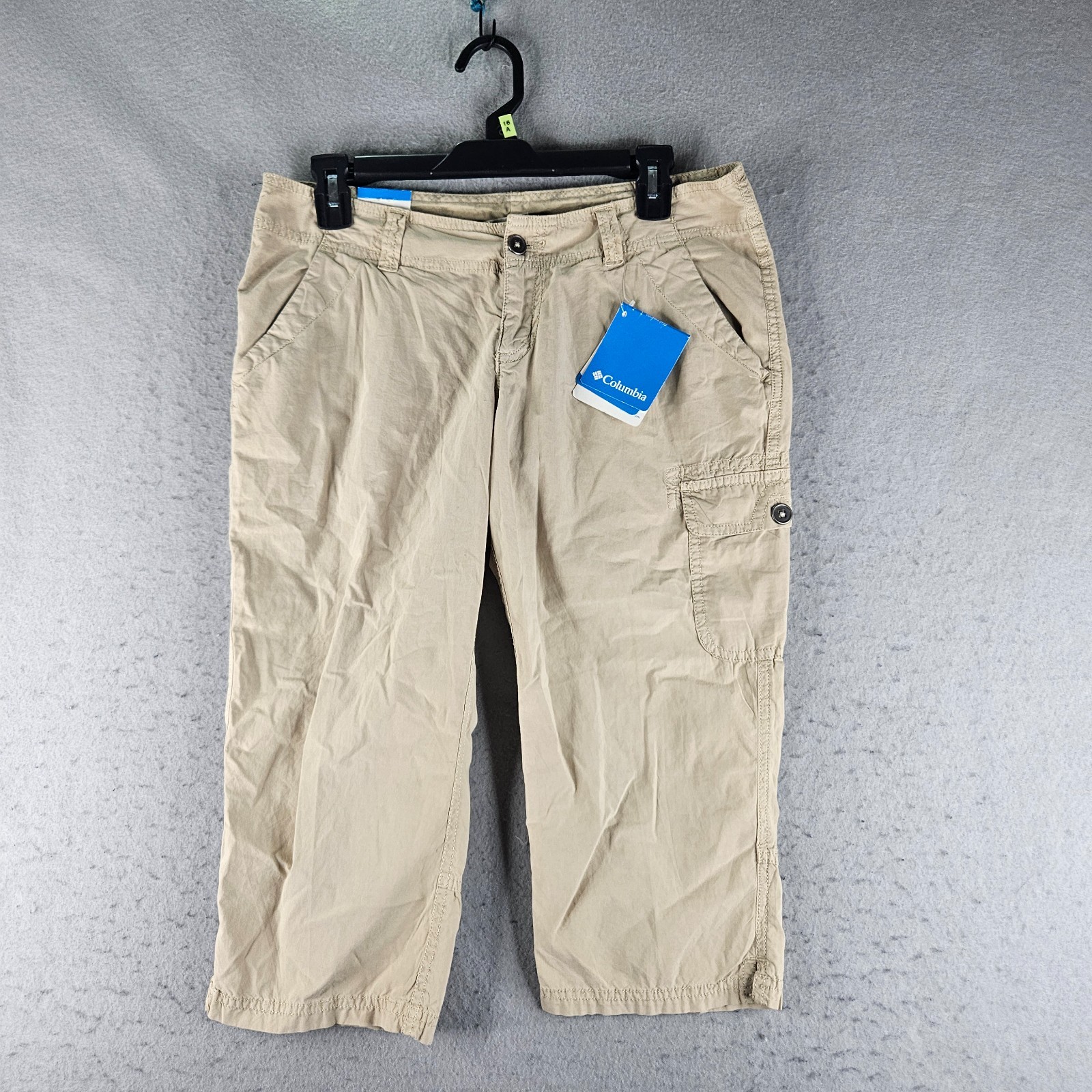 Columbia Capri Cargo Pants Womens 6 Biege Modern Classic 18 Inch Inseam