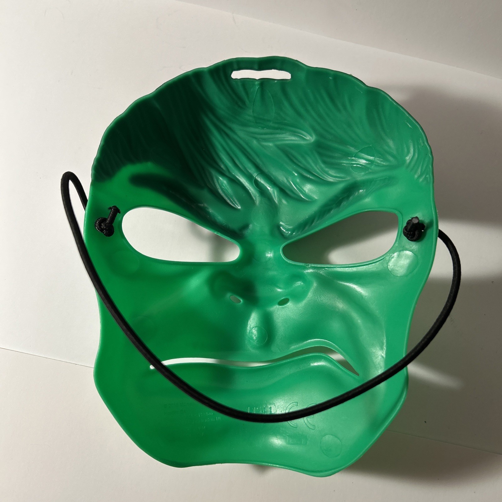 2 MARVEL 2011/2015 Incredible HULK Green Hard Plastic Kids Halloween Masks