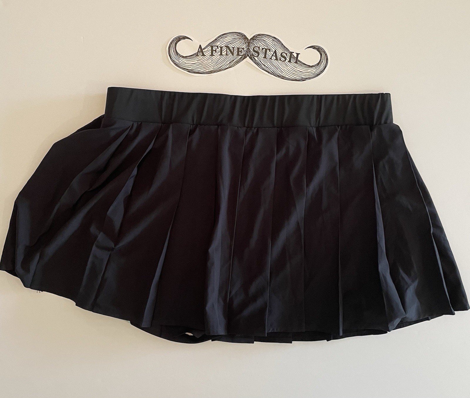 BZB Y2K Black Pleated High Waisted Tennis Skort with Buckle Size L