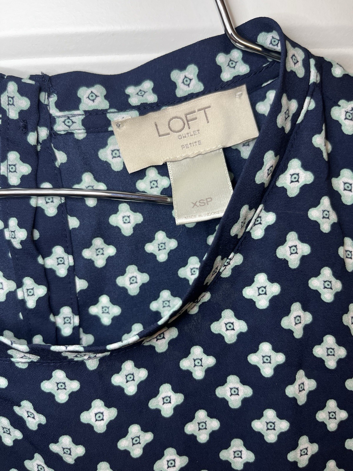 Loft Womens Blouse Size XS PETITE Navy Blue/ Teal Green Geometric Pattern